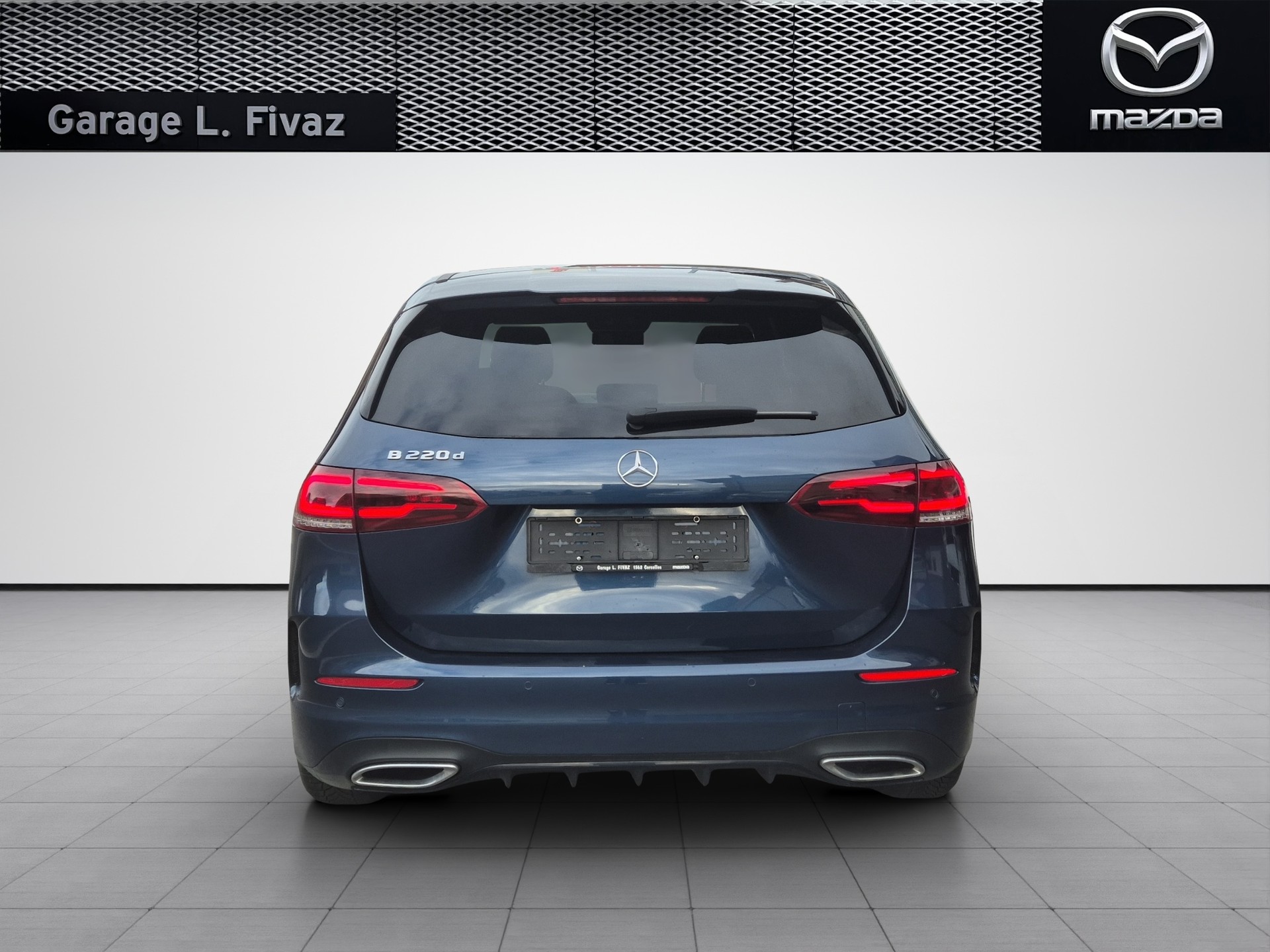MERCEDES-BENZ B 220 d AMG Line 8G-DCT-image-13