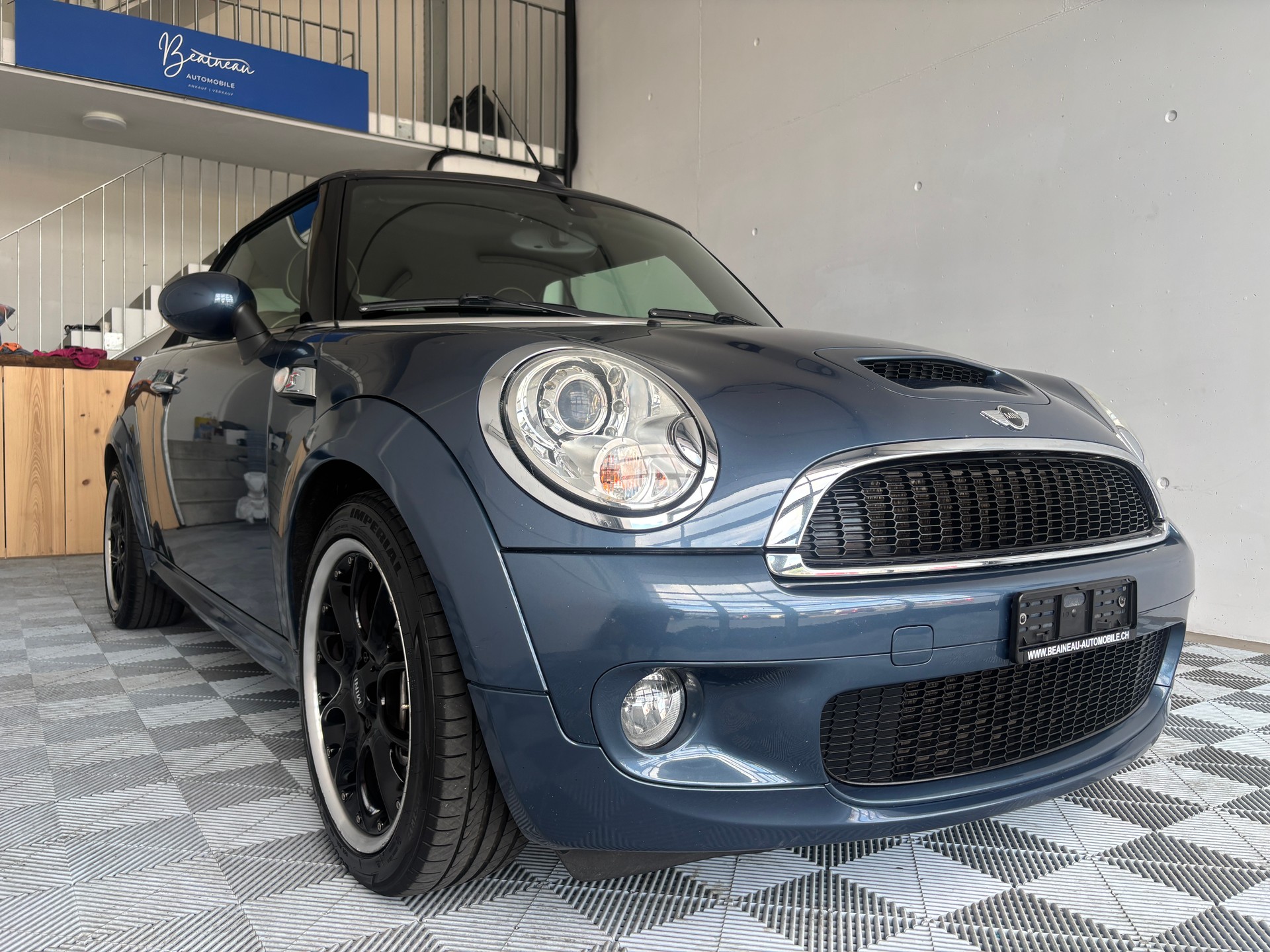 MINI Cooper S Cabriolet Steptronic-image-3