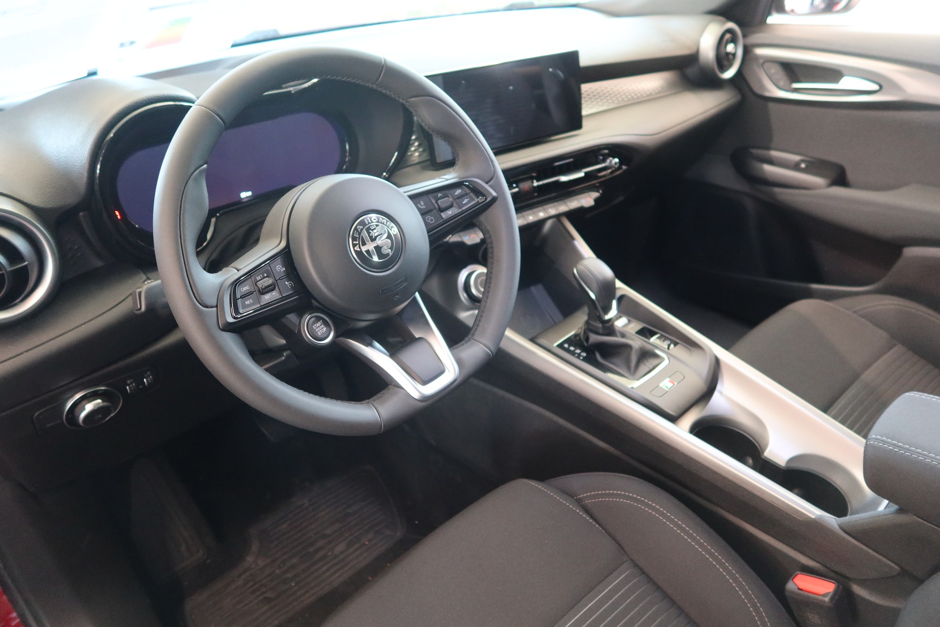 ALFA ROMEO Tonale 1.5 Hybrid Super-image-9