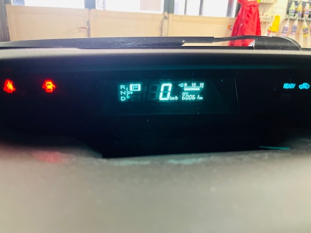 TOYOTA Prius 1.5 16V Hybrid-image-9
