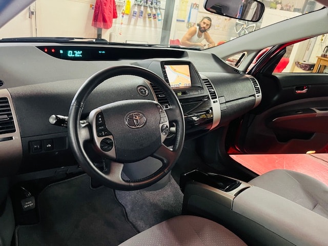 TOYOTA Prius 1.5 16V Hybrid-image-15