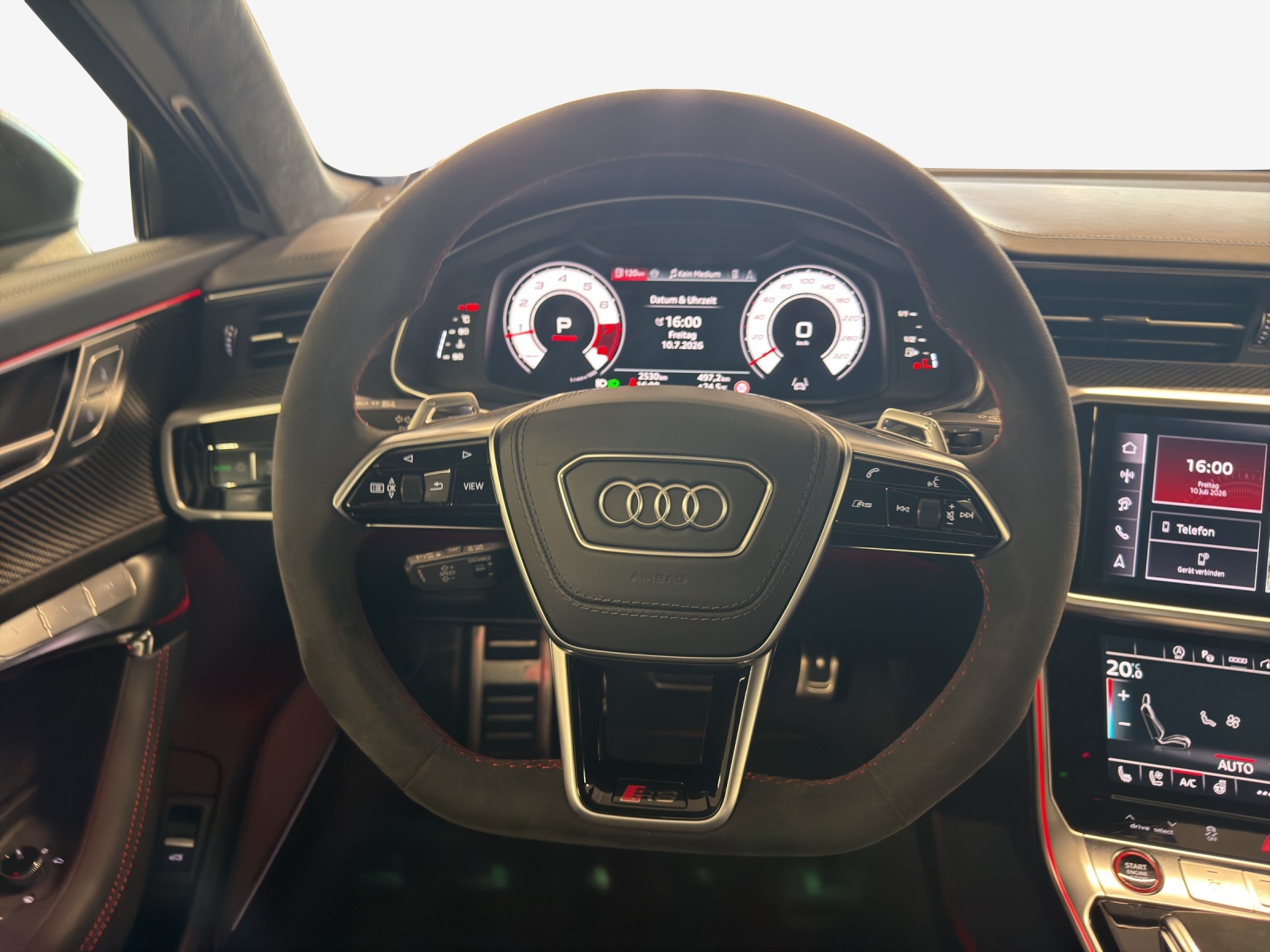 AUDI RS6 Avant 4.0 TFSI V8 Performance quattro-image-9