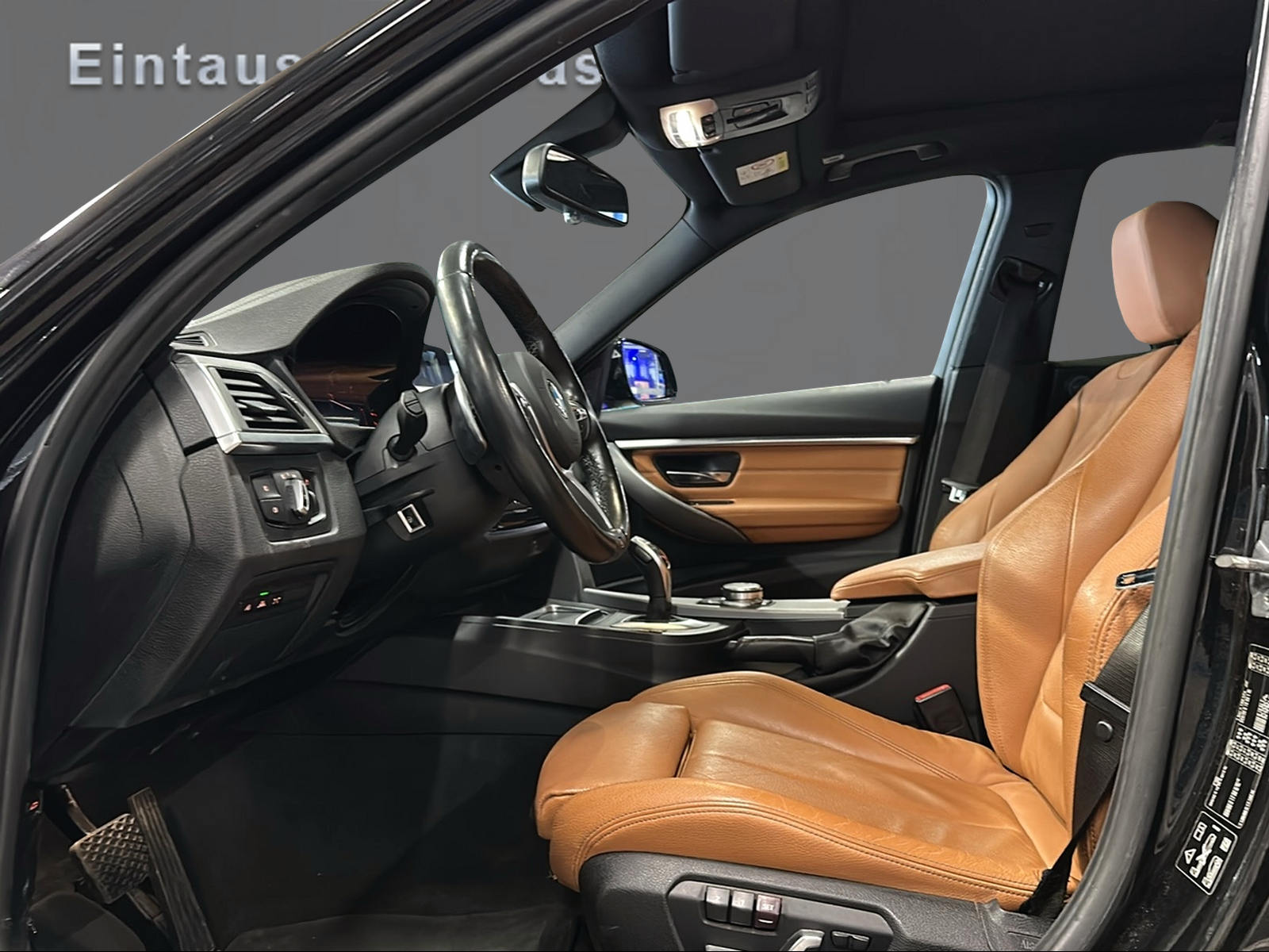 BMW 335d xDrive Touring Edition M Sport Steptronic-image-9