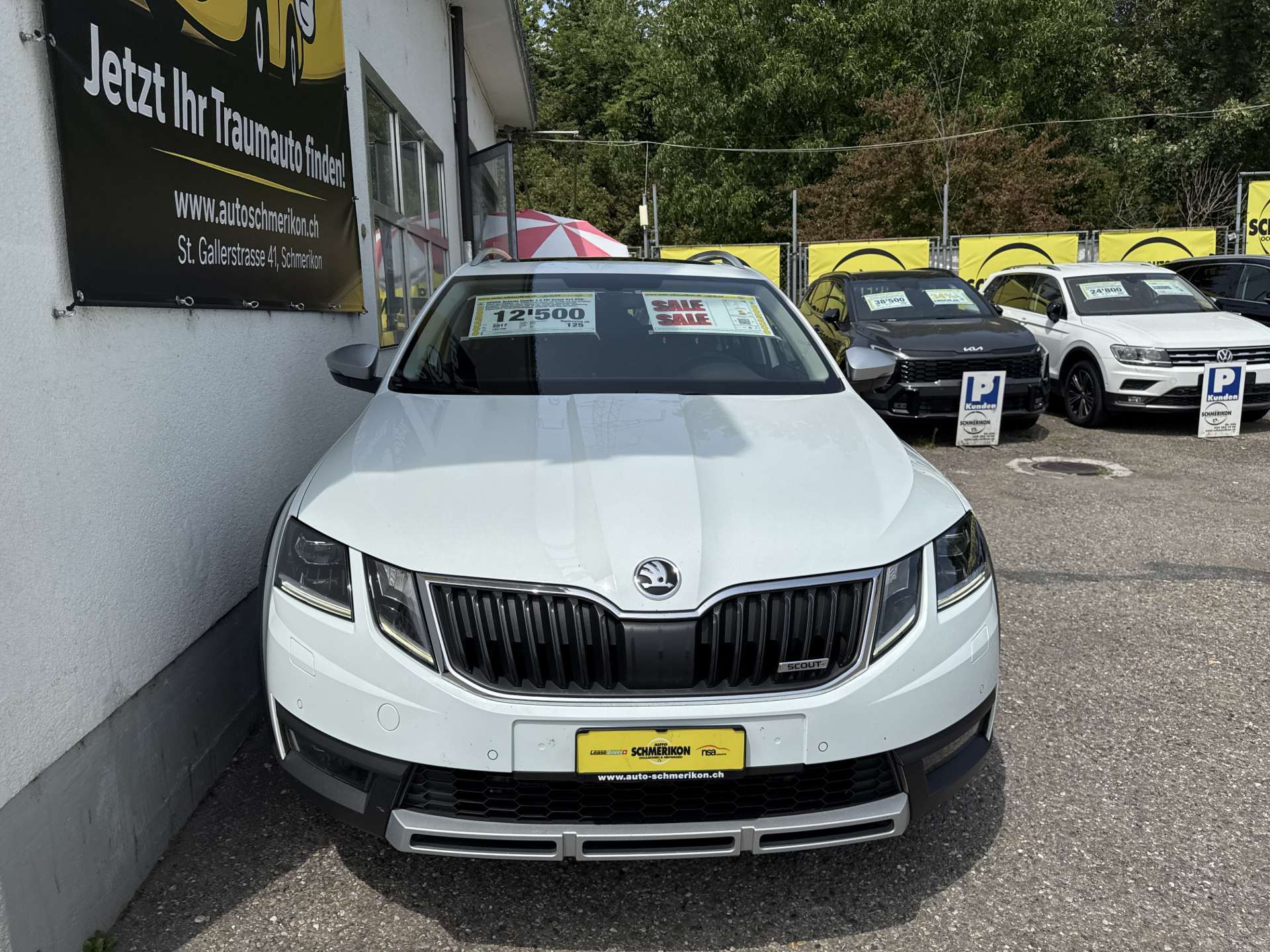 SKODA Octavia Combi 2.0 TDI Scout 4x4 DSG-Automat-image-14