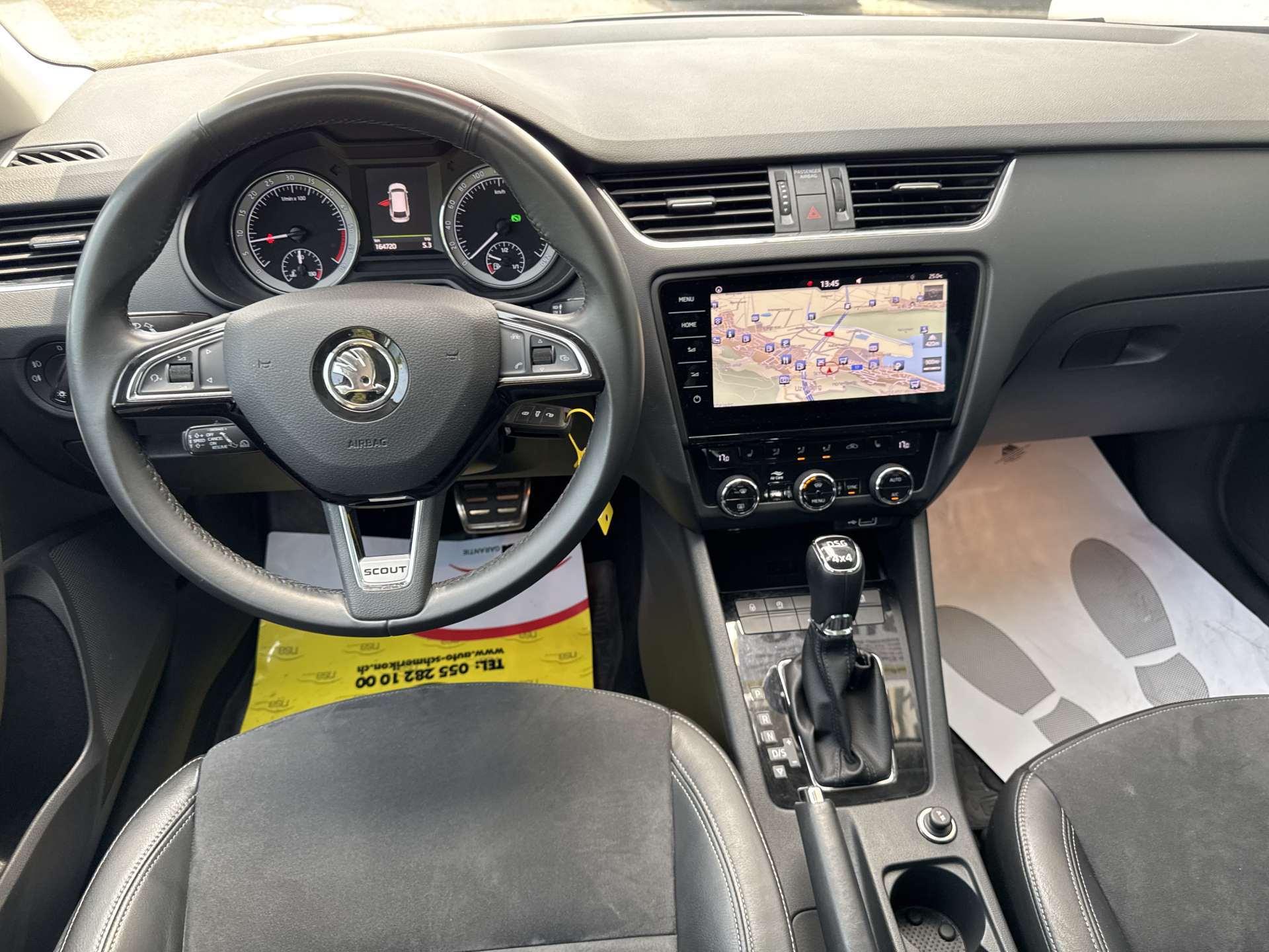 SKODA Octavia Combi 2.0 TDI Scout 4x4 DSG-Automat-image-12