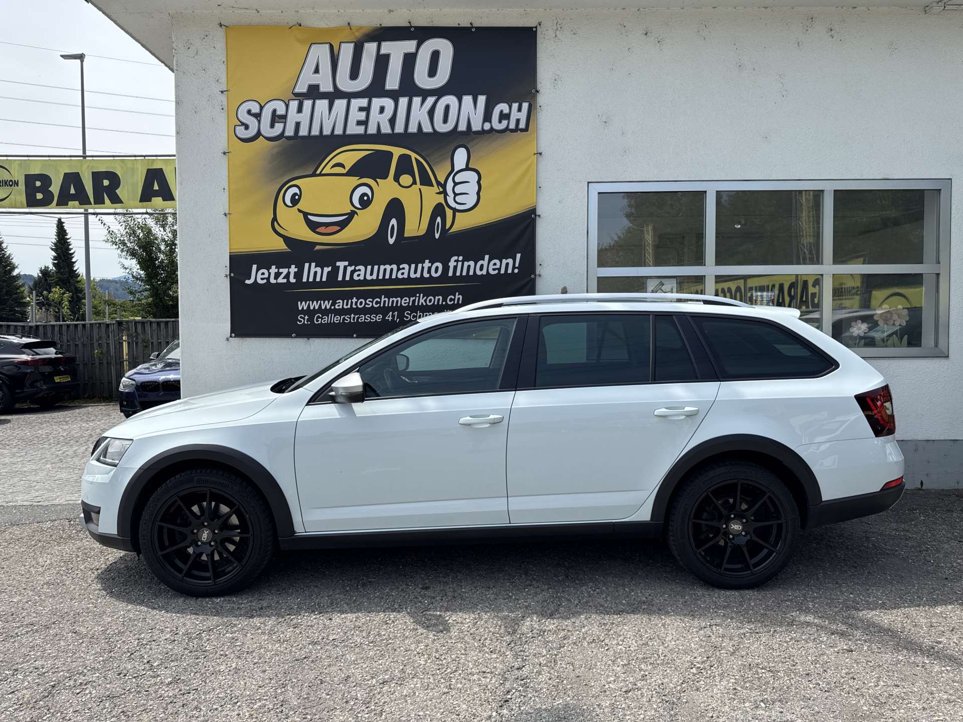SKODA Octavia Combi 2.0 TDI Scout 4x4 DSG-Automat-image-4