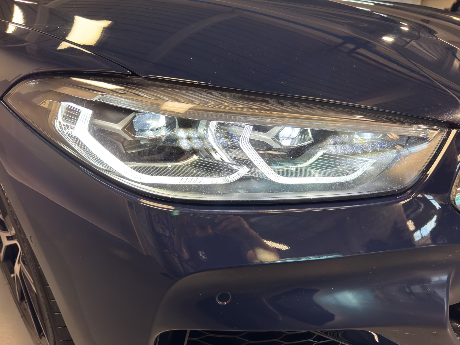 BMW M850i xDrive Cabriolet-image-6