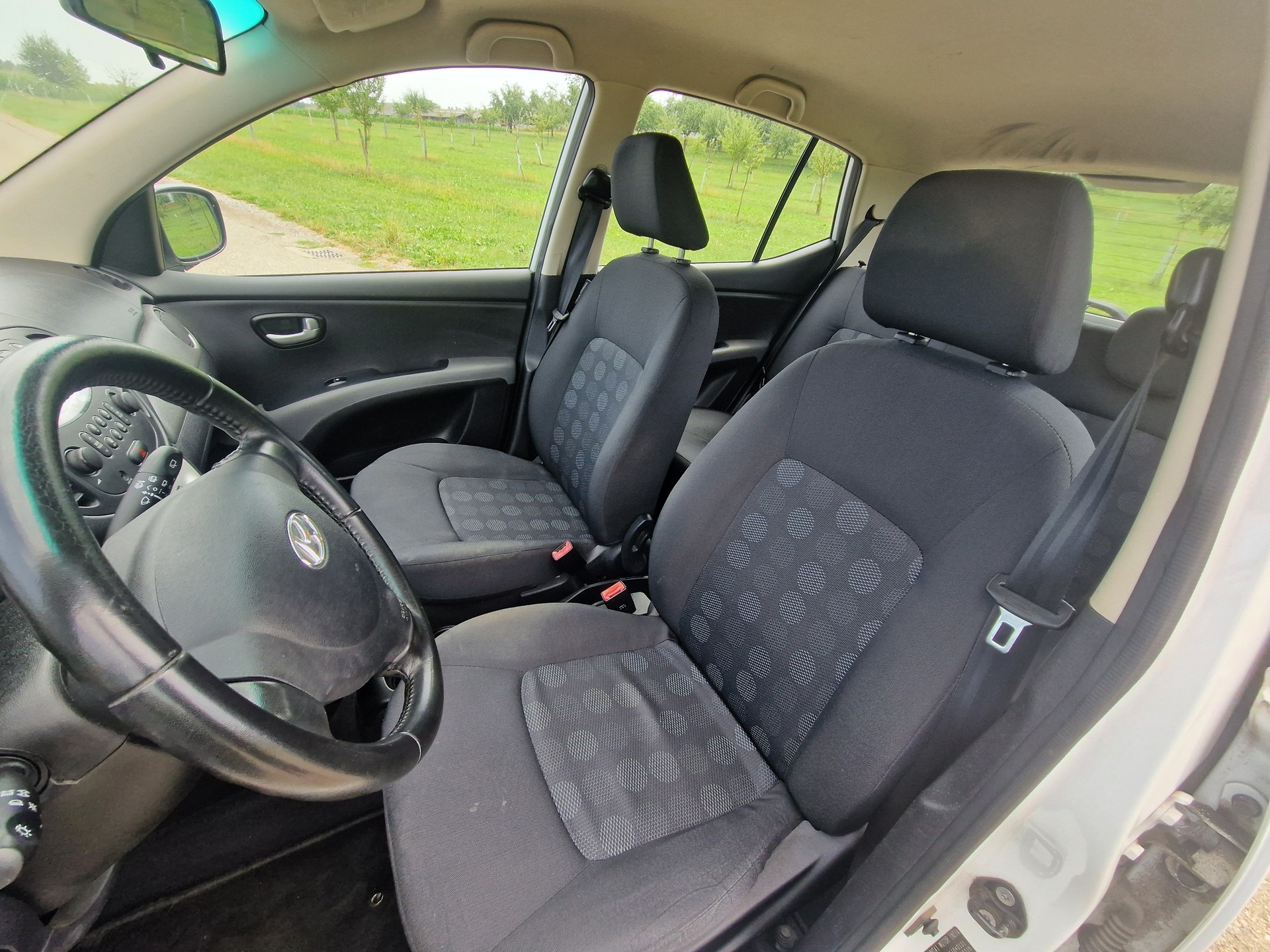 HYUNDAI i10 1.2 Style * Frisch ab MFK-image-9