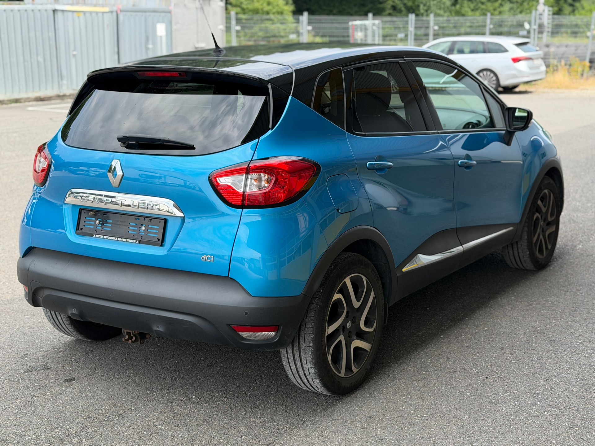 RENAULT Captur 1.5 dCi Privilège-image-6