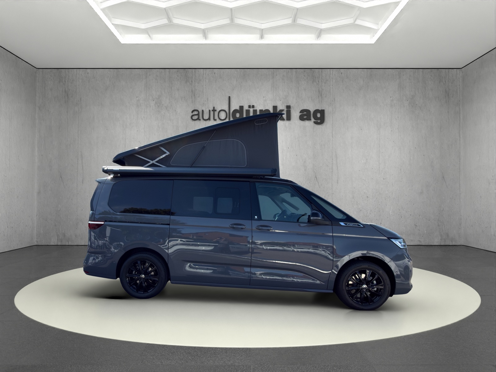 VW California 2.0 TSI Beach Tour Liberty-image-10