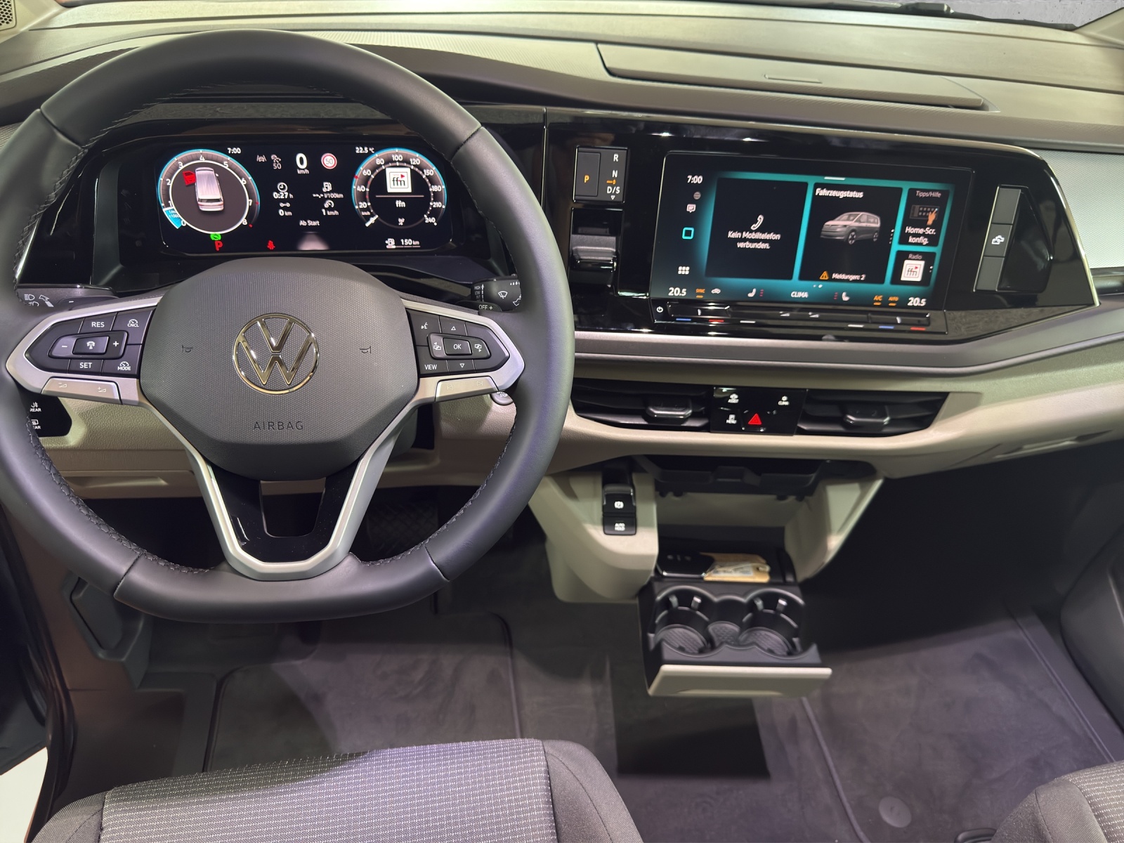 VW California 2.0 TSI Beach Tour Liberty-image-6