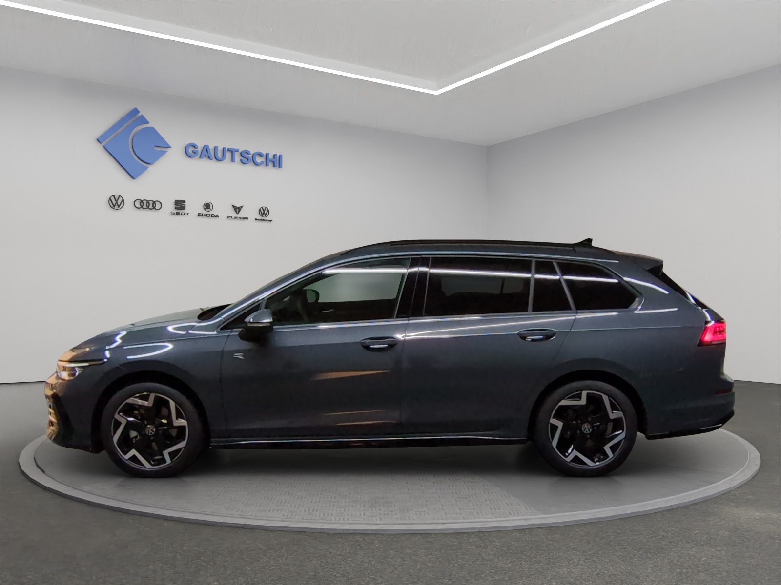 VW Golf Variant 1.5 eTSI mHEV R-Line DSG-image-1