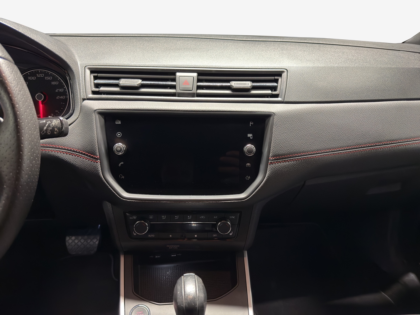 SEAT Arona 1.0 TSI Eco DSG FR-image-9