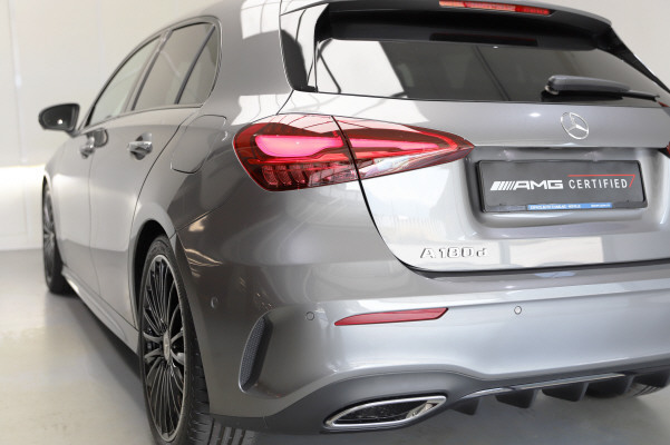 MERCEDES-BENZ A 180 d 8G-DCT-showroom-element-3