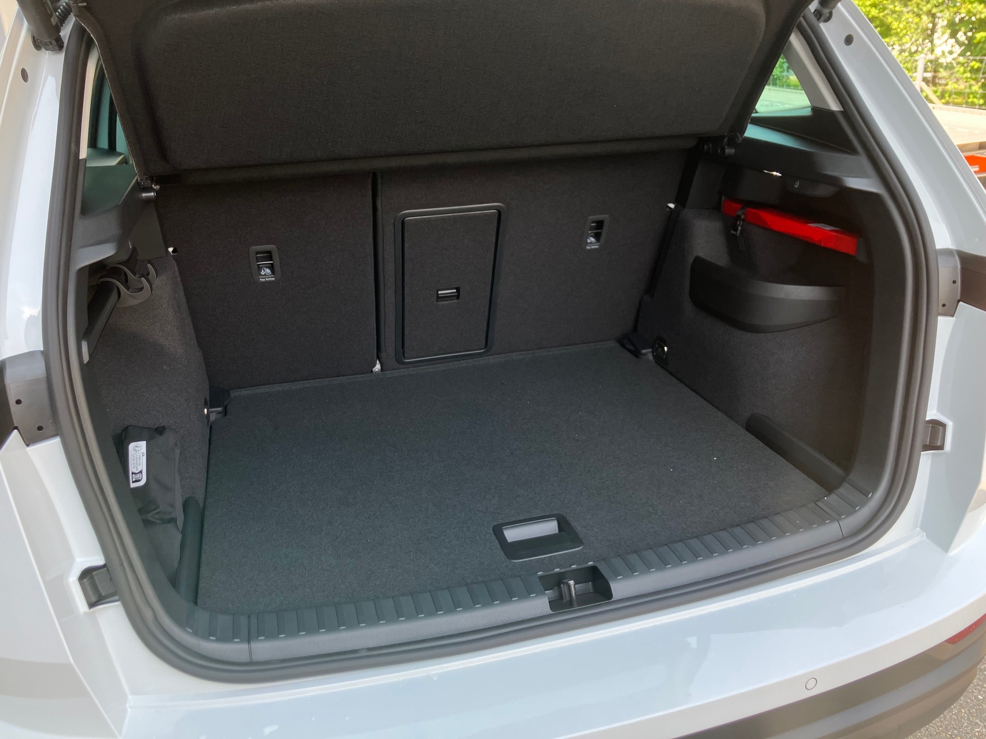 SKODA Karoq 2.0 TDI CR Dynamic 4x4 DSG-image-5