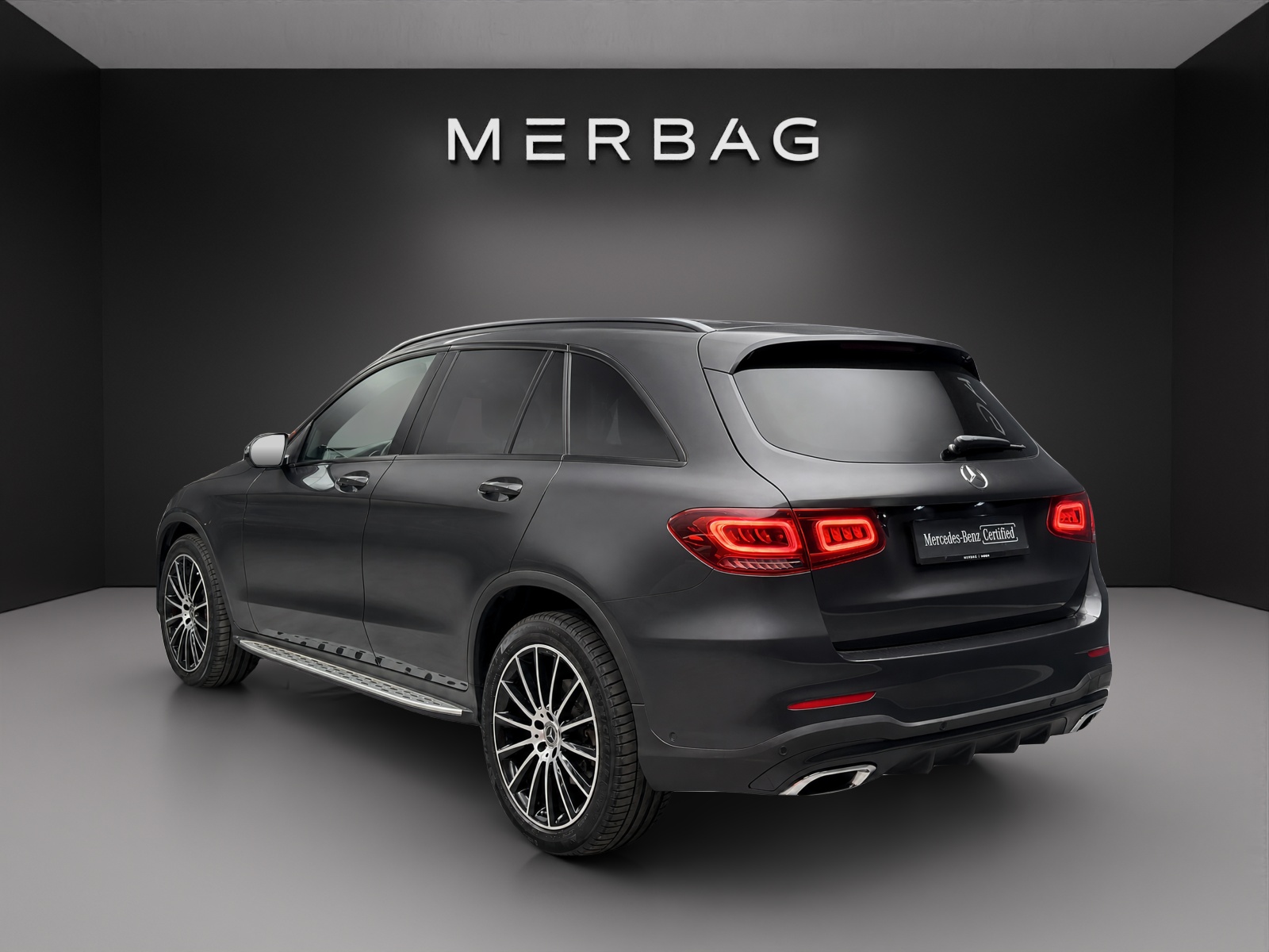 MERCEDES-BENZ GLC 220 d AMG Line 4Matic-image-3
