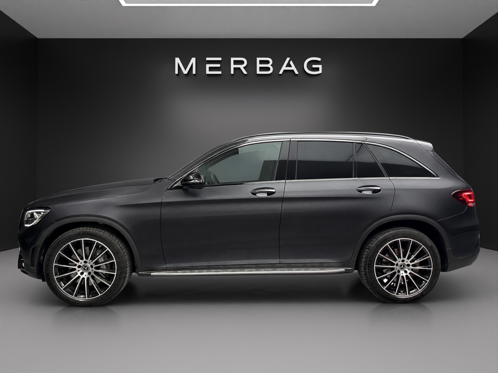 MERCEDES-BENZ GLC 220 d AMG Line 4Matic-image-2