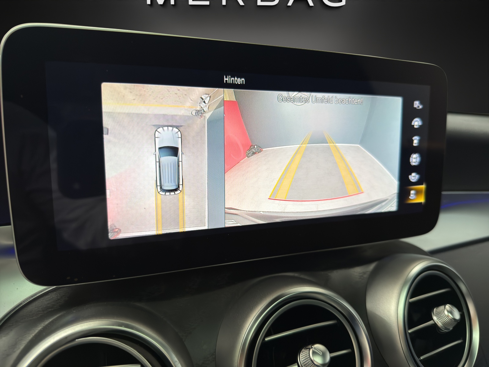 MERCEDES-BENZ GLC 220 d AMG Line 4Matic-image-12
