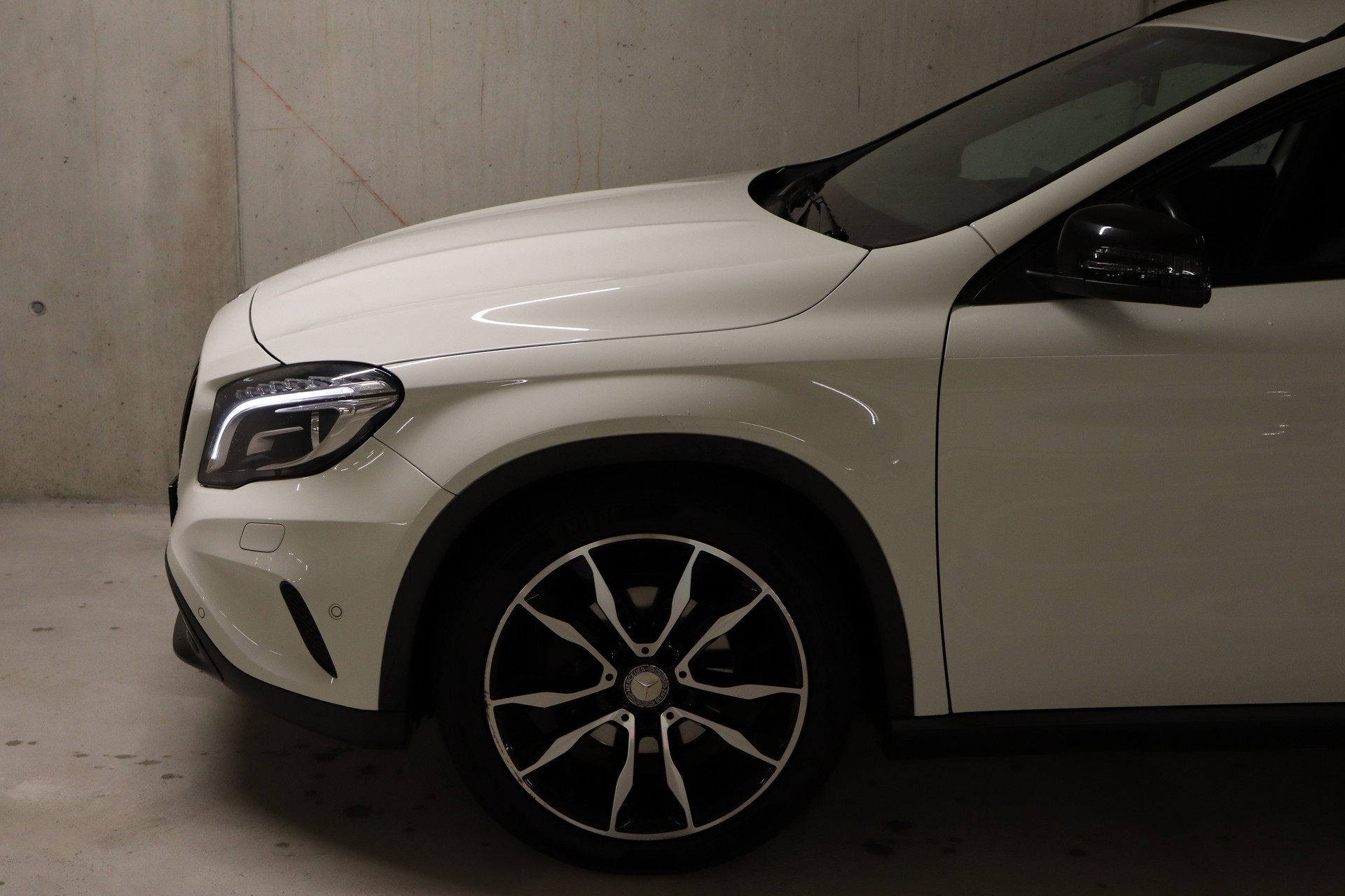 MERCEDES-BENZ GLA 200 CDI Night Star 7G-DCT-image-3
