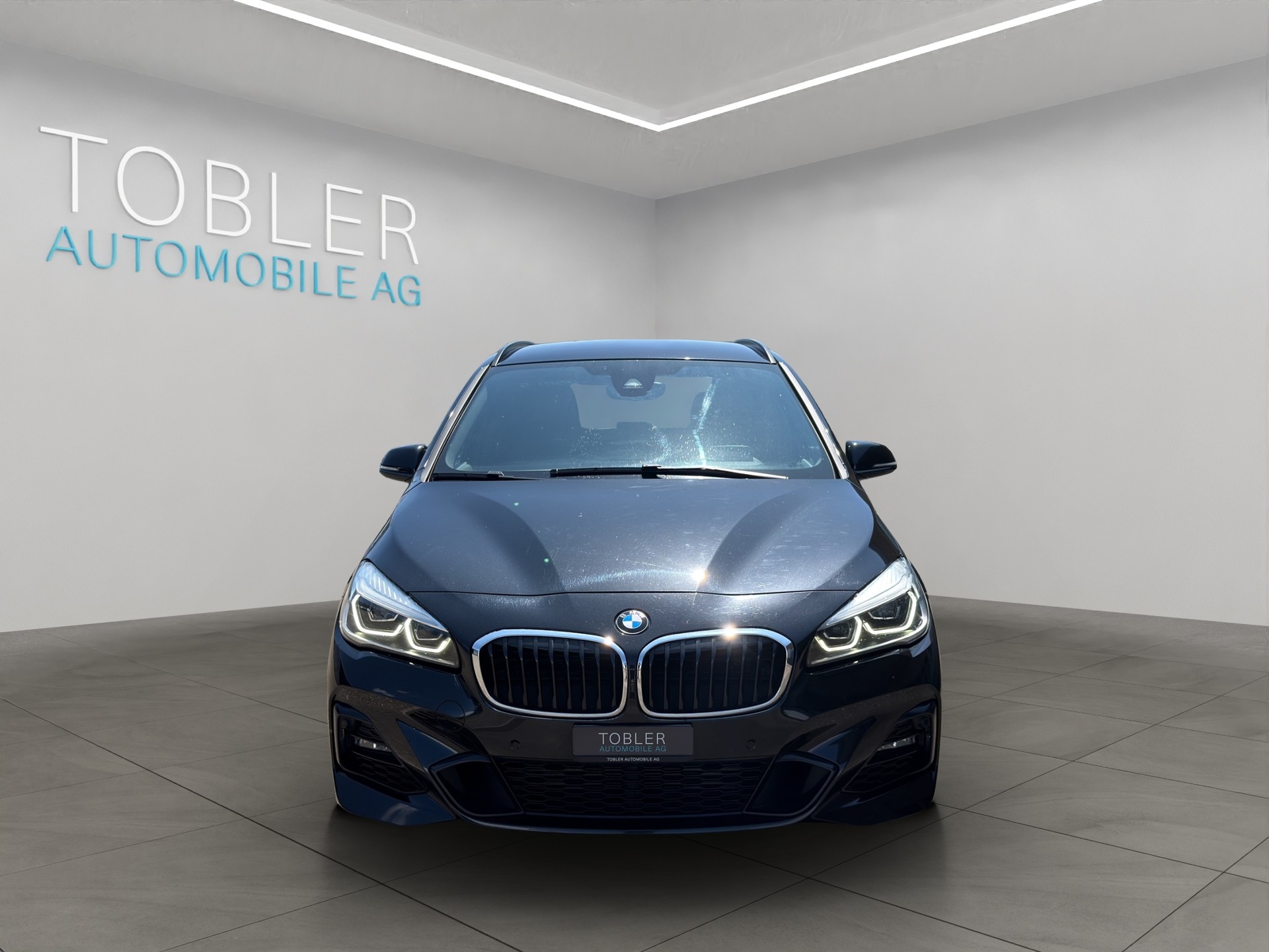 BMW 220d xDrive Gran Tourer Steptronic M Sport-image-2
