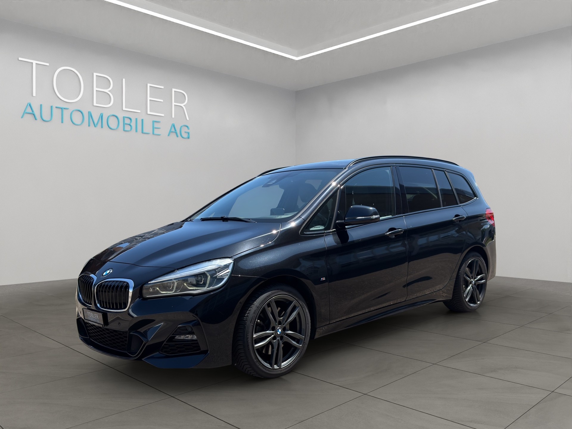 BMW 220d xDrive Gran Tourer Steptronic M Sport-image-0