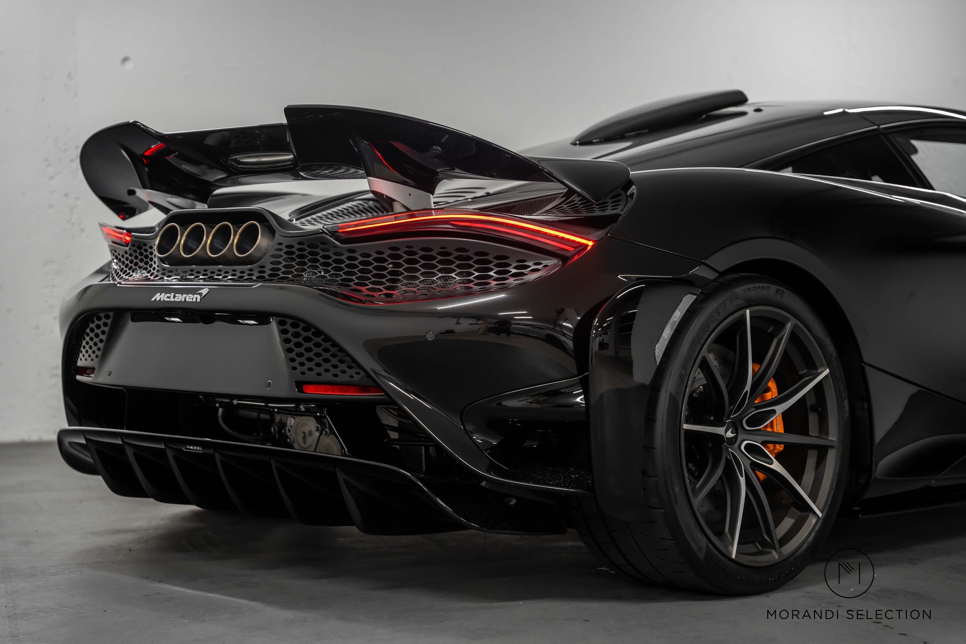 McLAREN 765 LT Coupé 4.0 V8 SSG-image-5