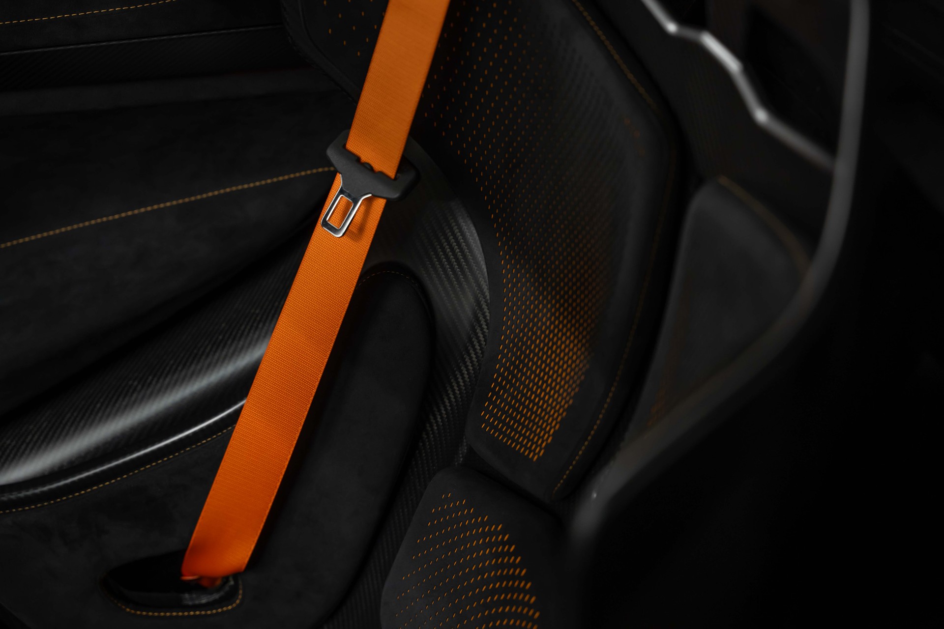 McLAREN 765 LT Coupé 4.0 V8 SSG-image-28