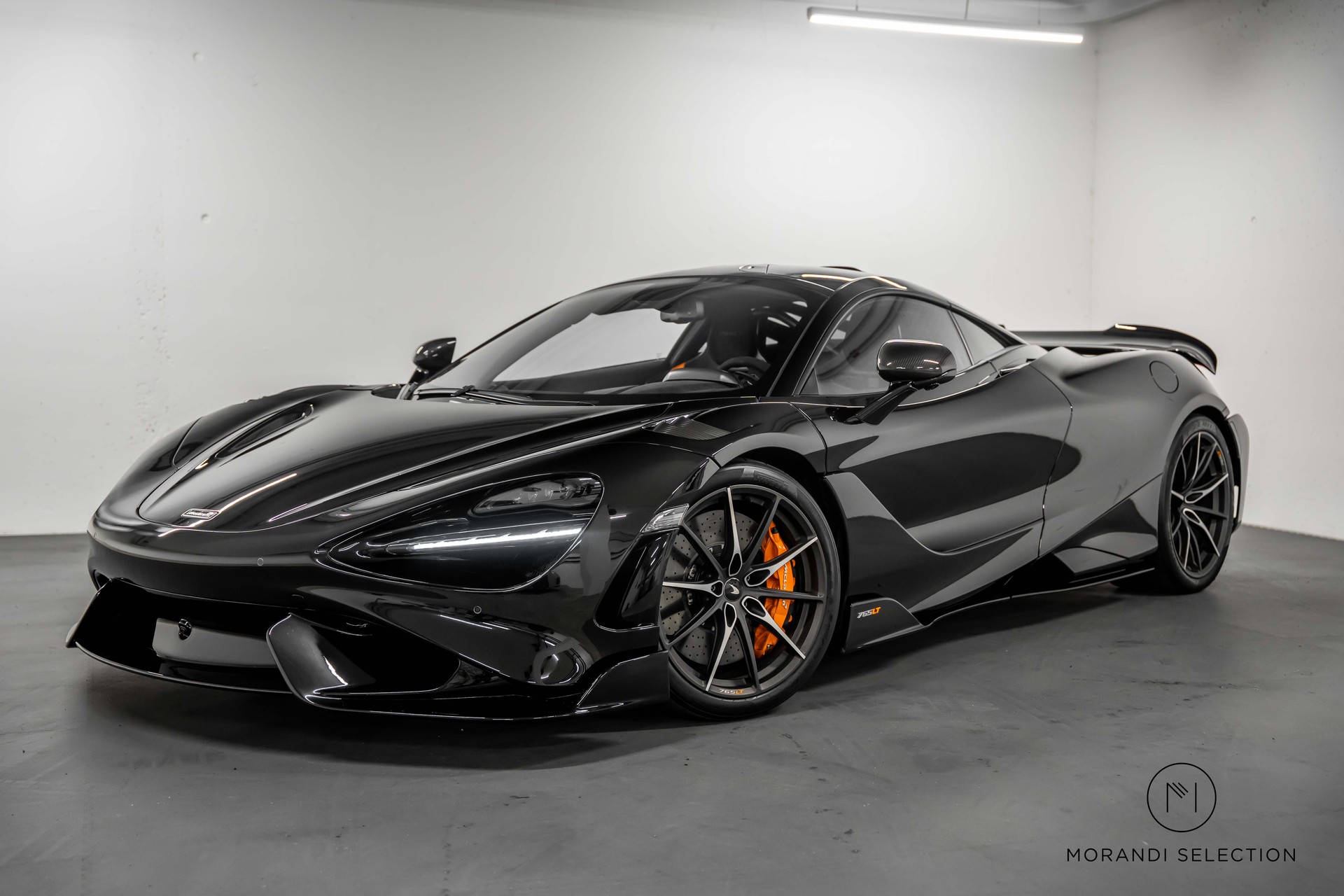 McLAREN 765 LT Coupé 4.0 V8 SSG-showroom-element-1