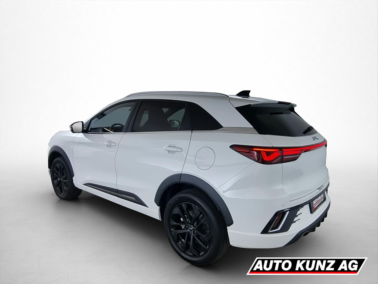 JAC JS6 PHEV-image-3