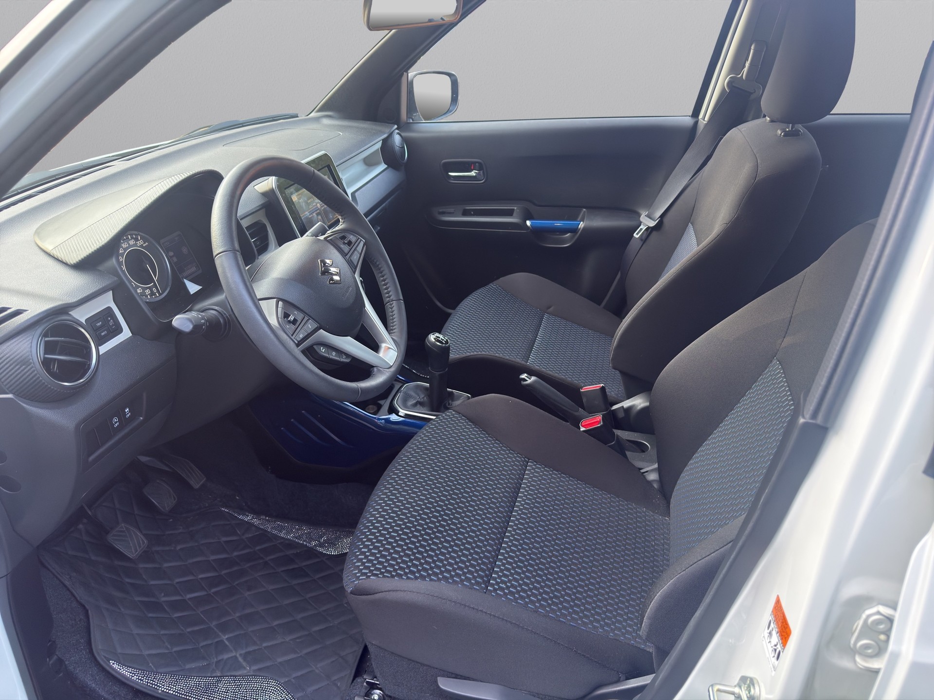 SUZUKI Ignis 1.2i Compact+ Hybrid 4x4-image-8