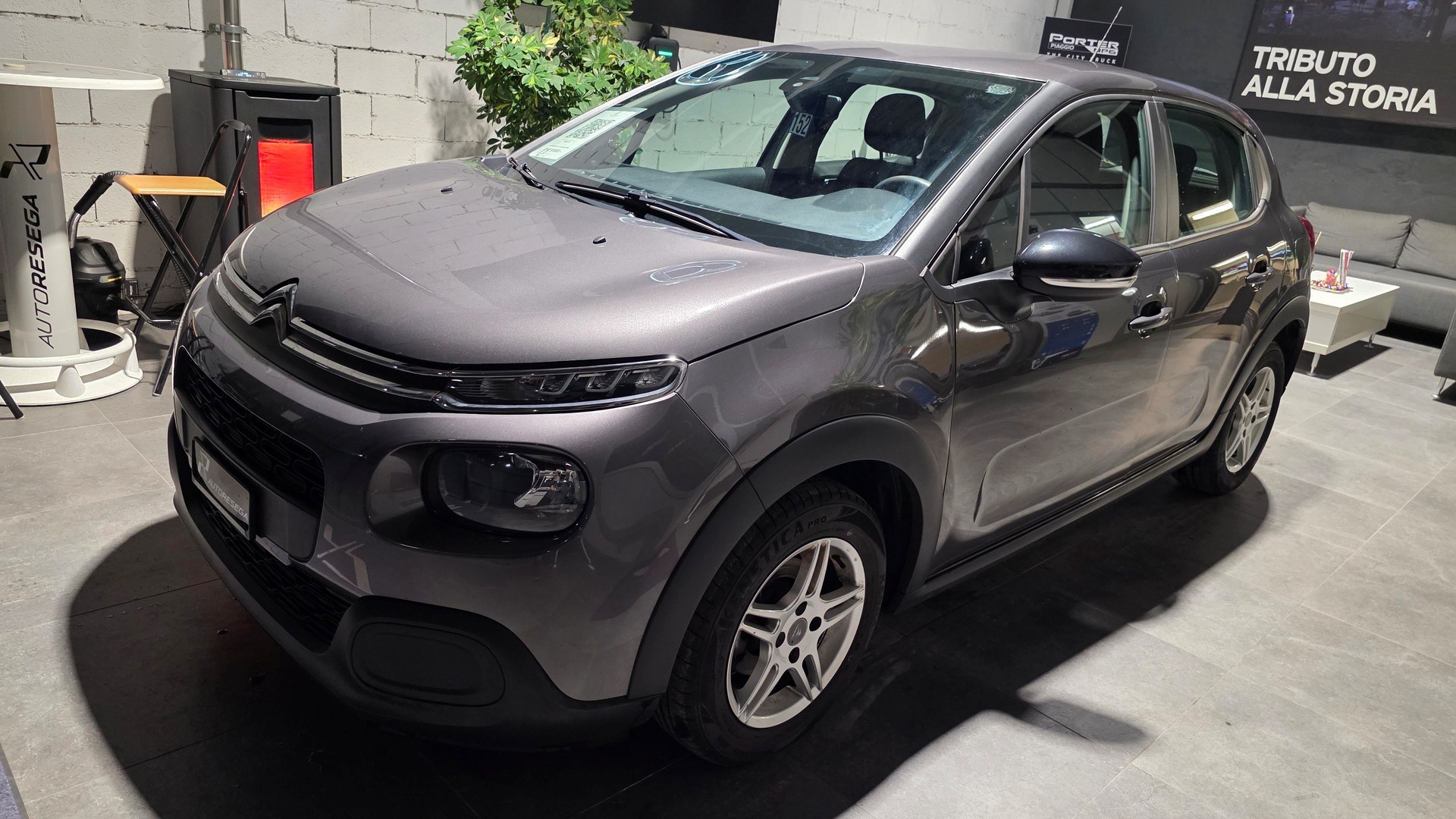 CITROEN C3 1.2i PureTech Feel-image-1