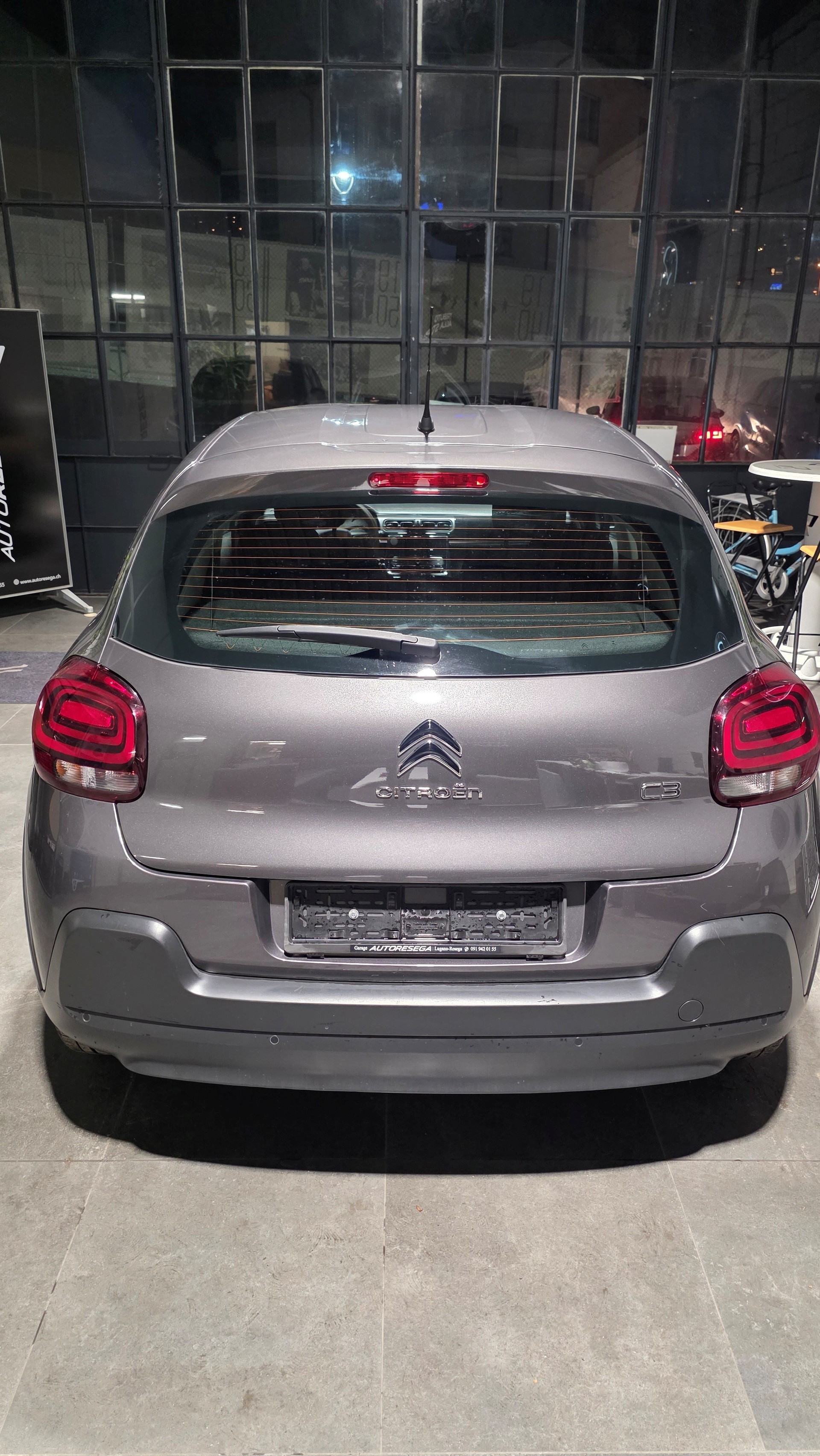 CITROEN C3 1.2i PureTech Feel-image-4