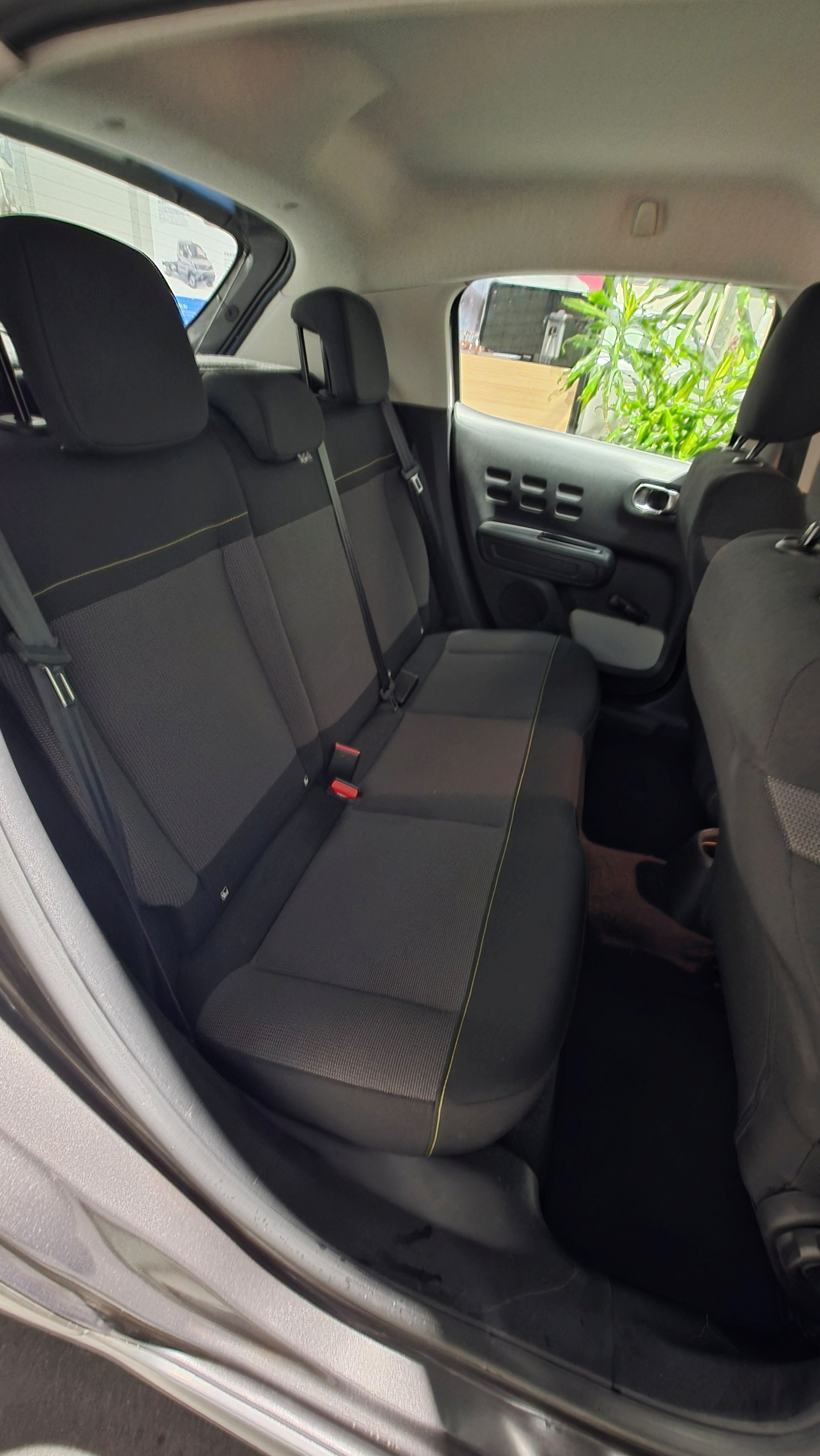 CITROEN C3 1.2i PureTech Feel-image-8