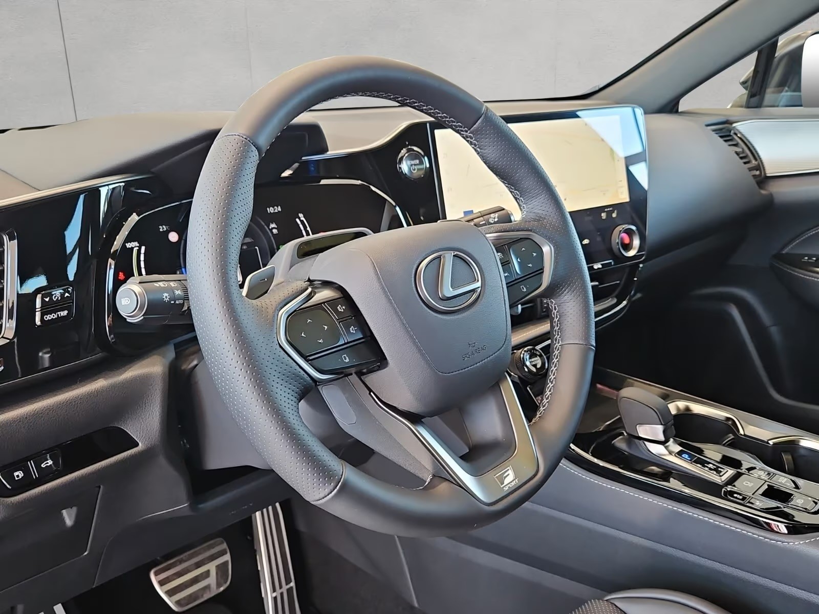 LEXUS NX 450h+ E-FOUR F Sport-image-1