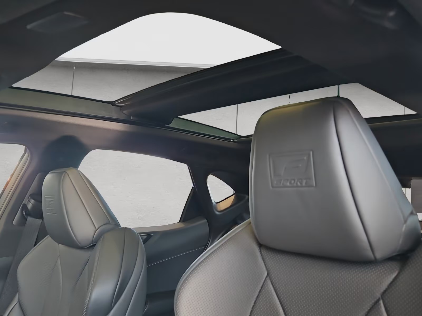 LEXUS NX 450h+ E-FOUR F Sport-image-3