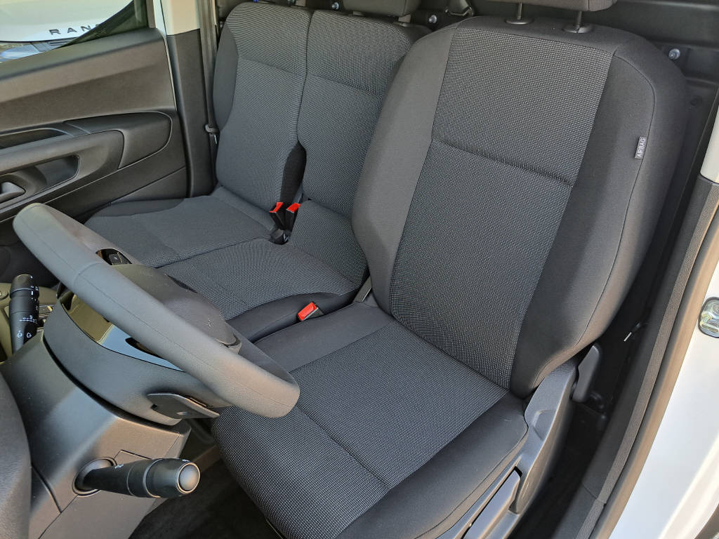 PEUGEOT e-Partner fourgon standard 50 kWh 136cv-image-8