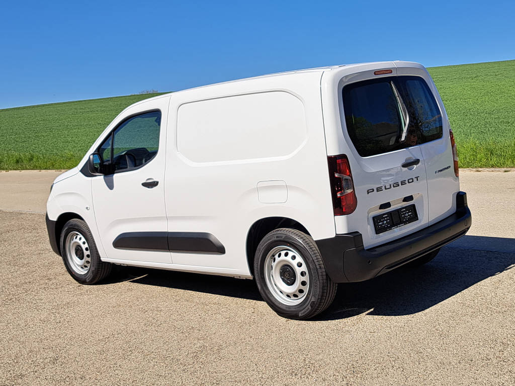 PEUGEOT e-Partner fourgon standard 50 kWh 136cv-image-2