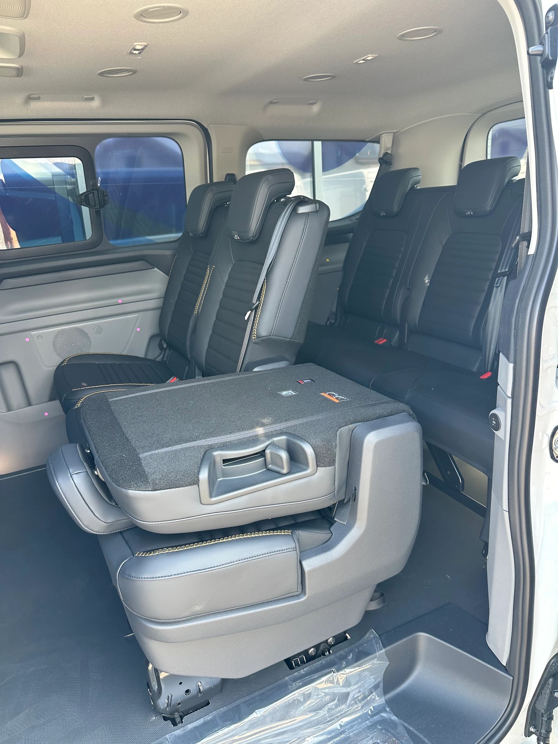 FORD Transit C combi 320 L1 2.0 Eco Trail/170CV/4x4 Aut.-image-12