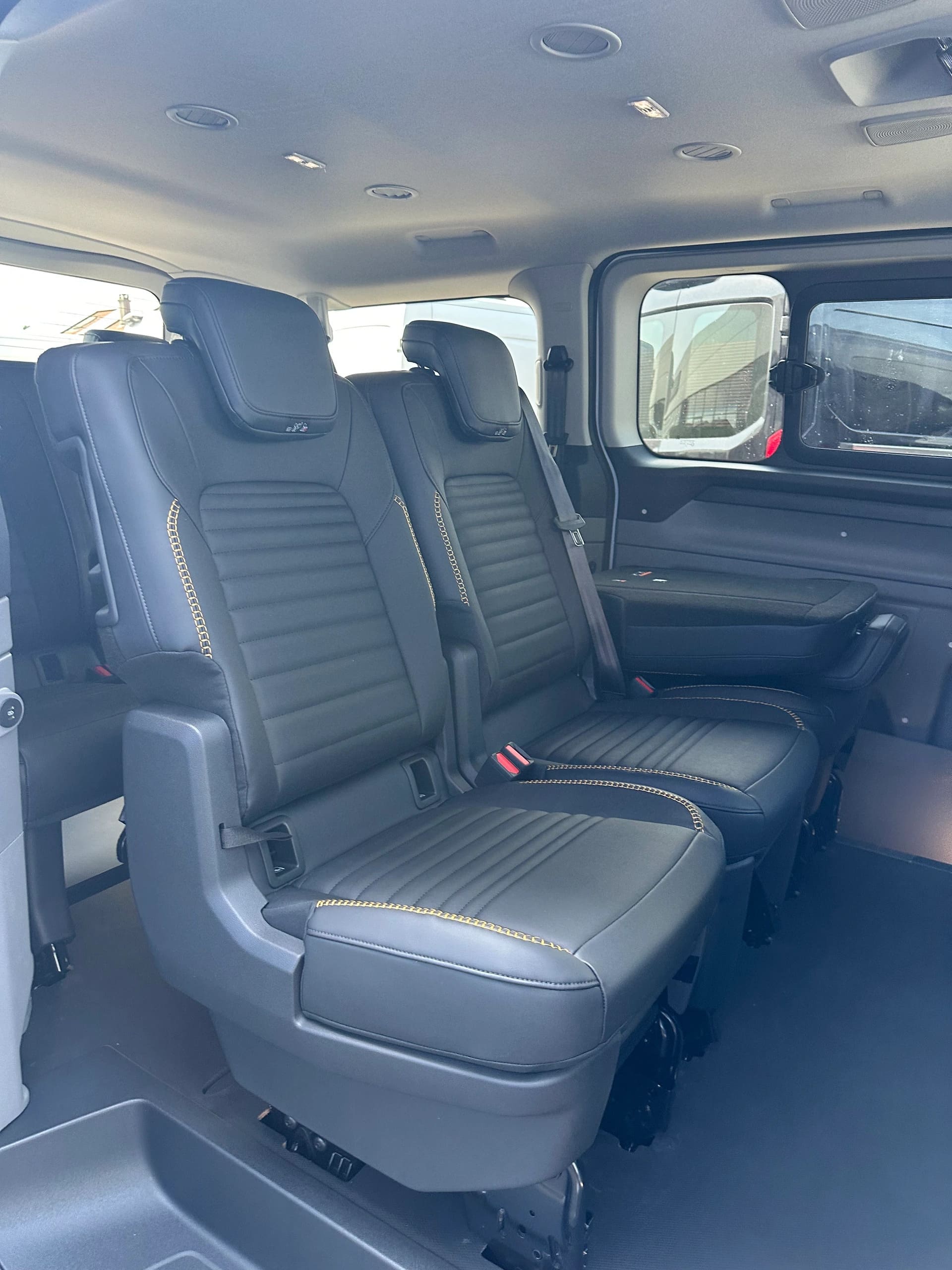 FORD Transit C combi 320 L1 2.0 Eco Trail/170CV/4x4 Aut.-image-11