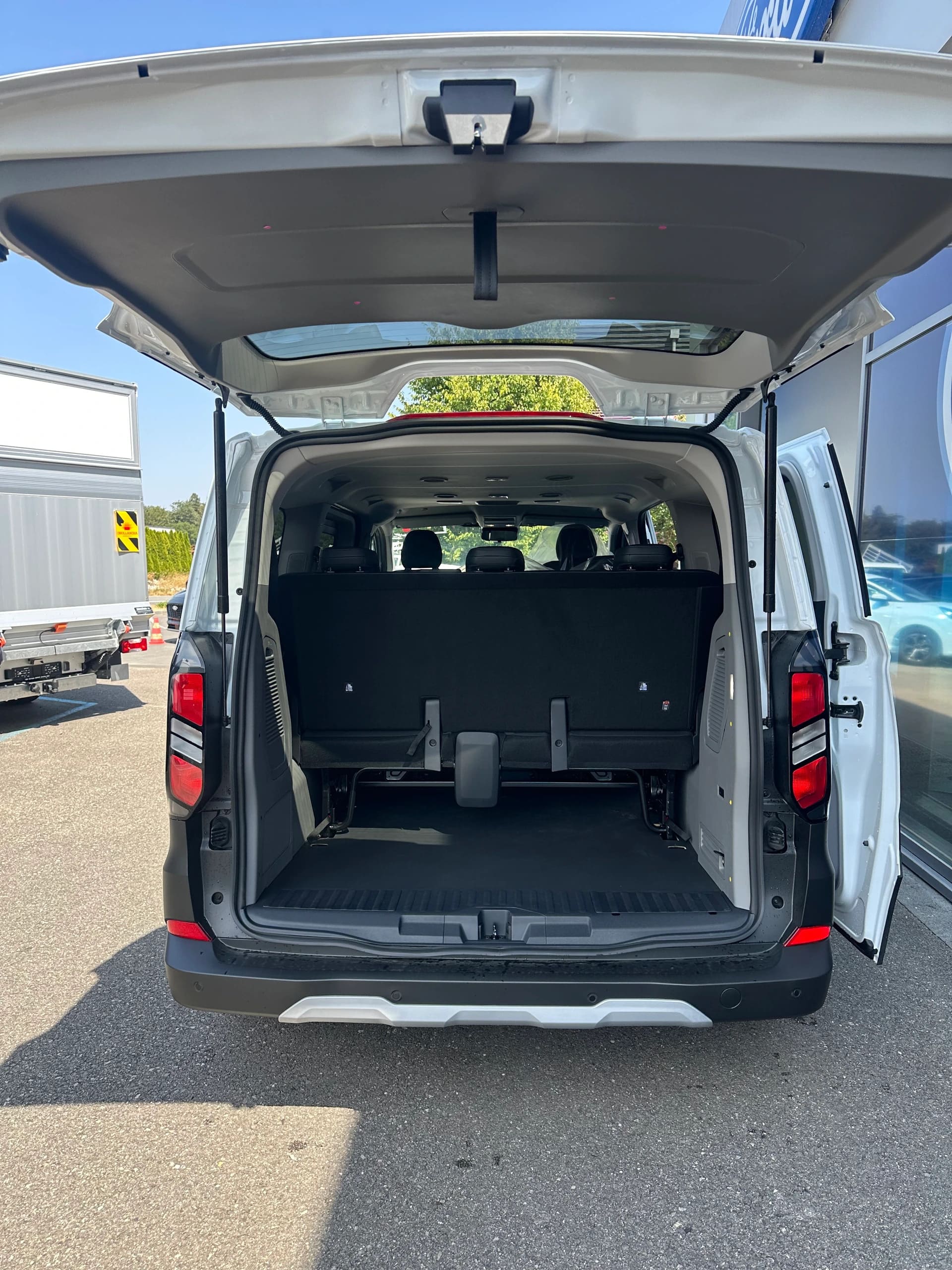 FORD Transit C combi 320 L1 2.0 Eco Trail/170CV/4x4 Aut.-image-5
