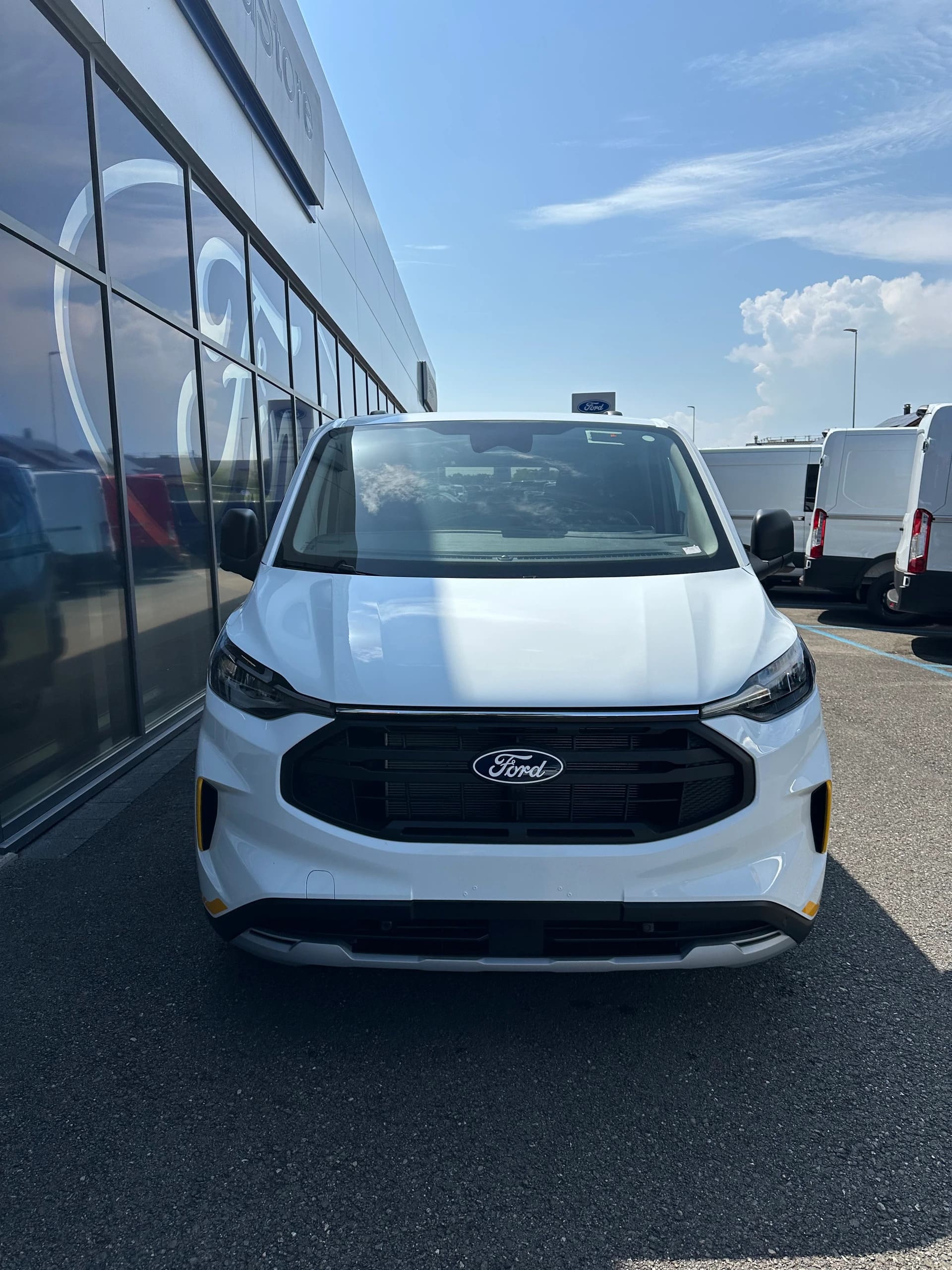FORD Transit C combi 320 L1 2.0 Eco Trail/170CV/4x4 Aut.-image-8