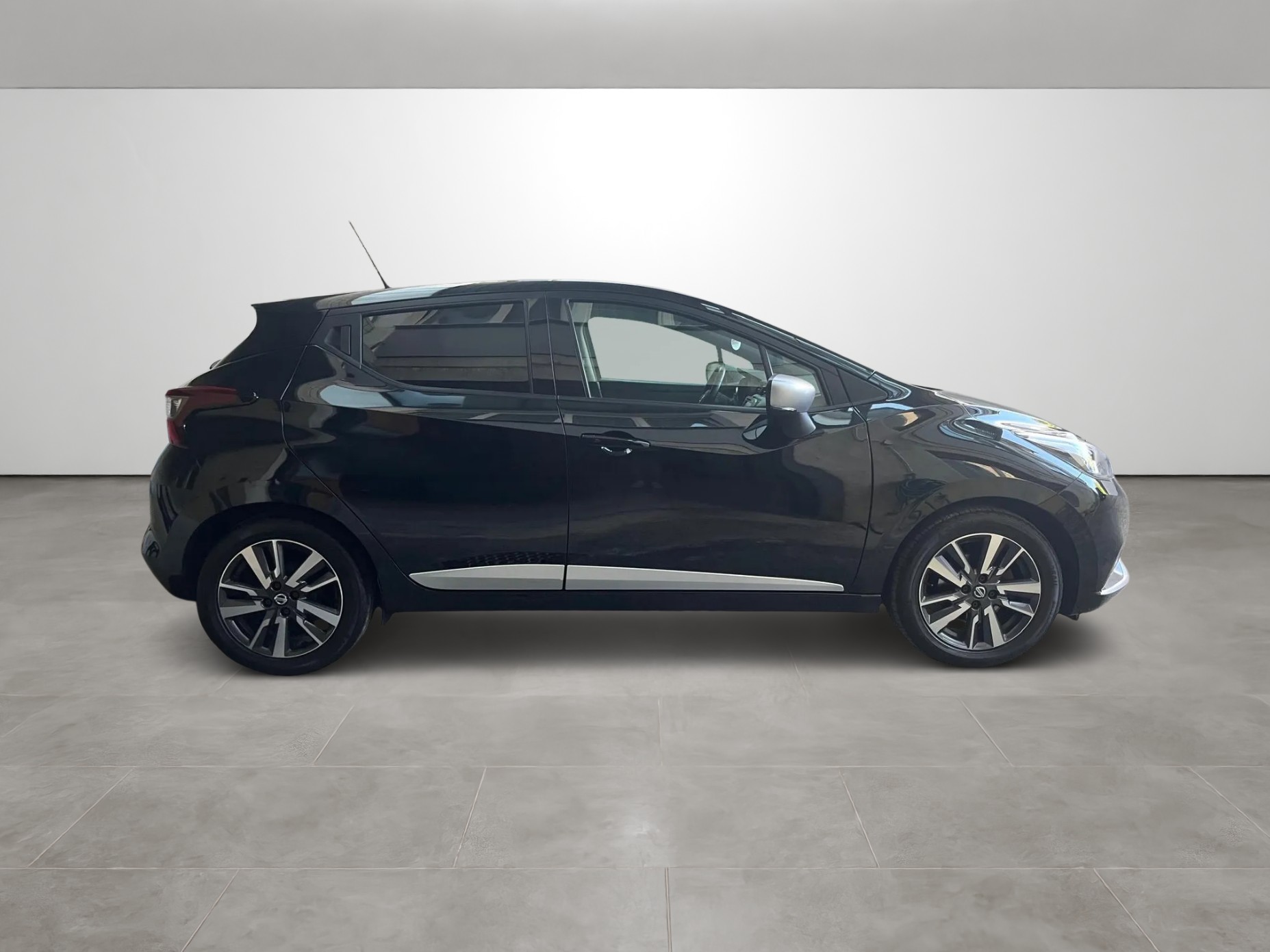 NISSAN Micra 0.9 IG-T n-connecta-image-7