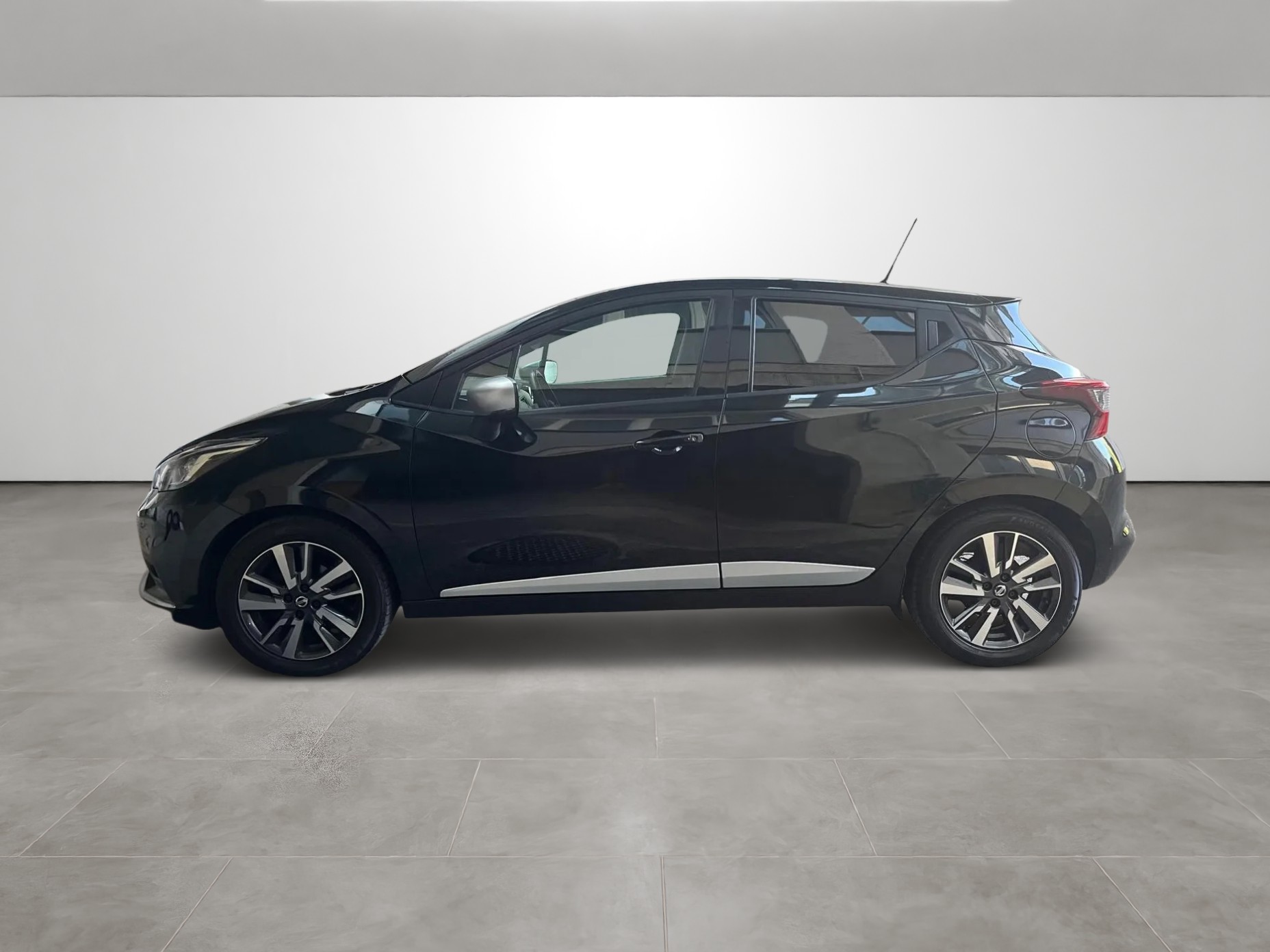 NISSAN Micra 0.9 IG-T n-connecta-image-3