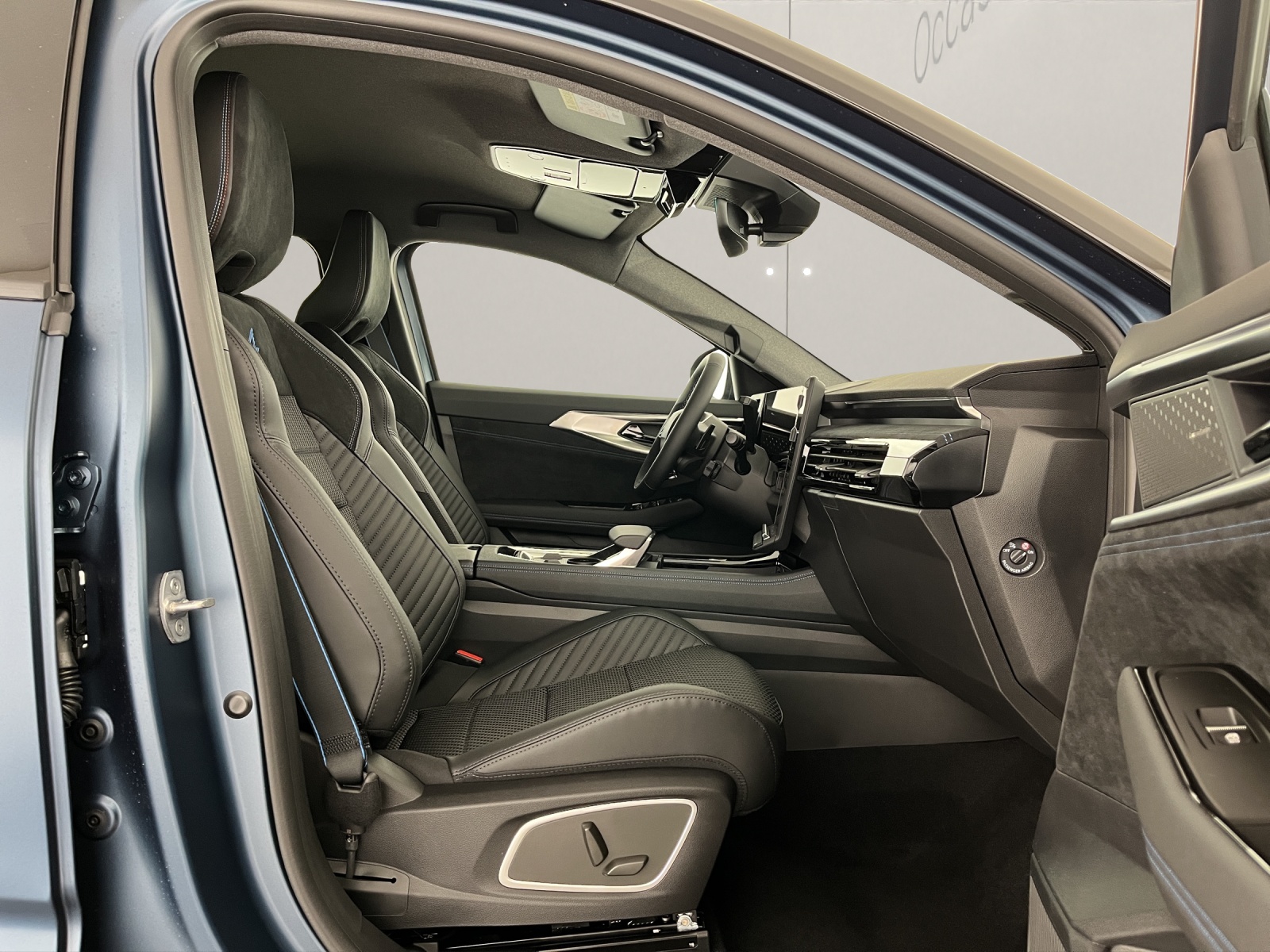 RENAULT Austral 1.2 E-Tech esprit Alpine-image-15