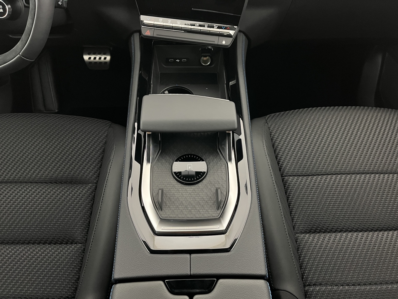 RENAULT Austral 1.2 E-Tech esprit Alpine-image-13