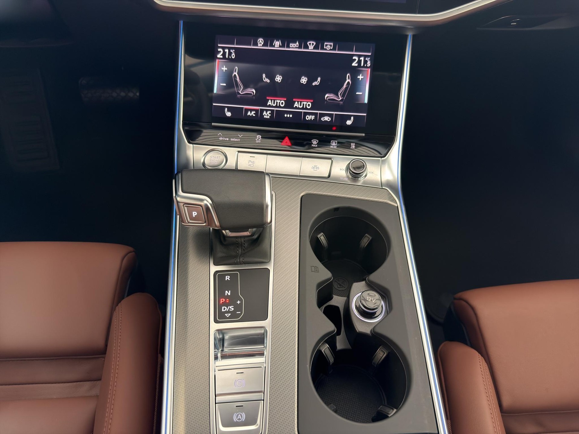 AUDI A6 Avant 3.0 50 TDI Sport quattro T-Tronic-image-15