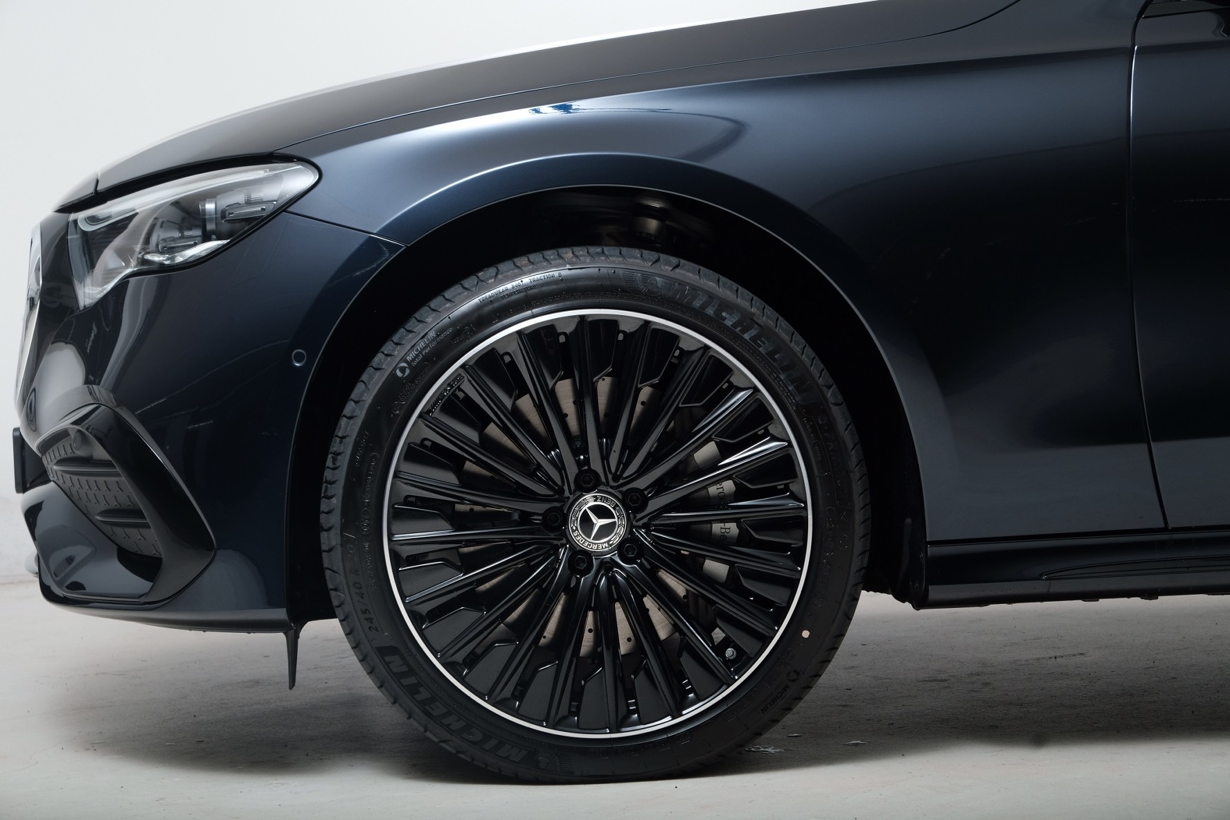 MERCEDES-BENZ E 450 d T 4Matic 9G-Tronic-image-2