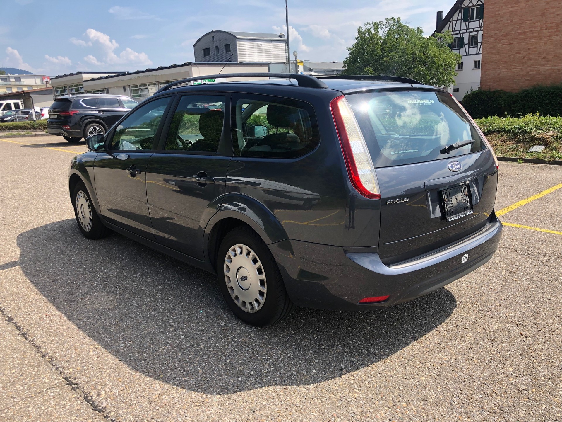 FORD Focus 1.6i VCT Carving-image-3