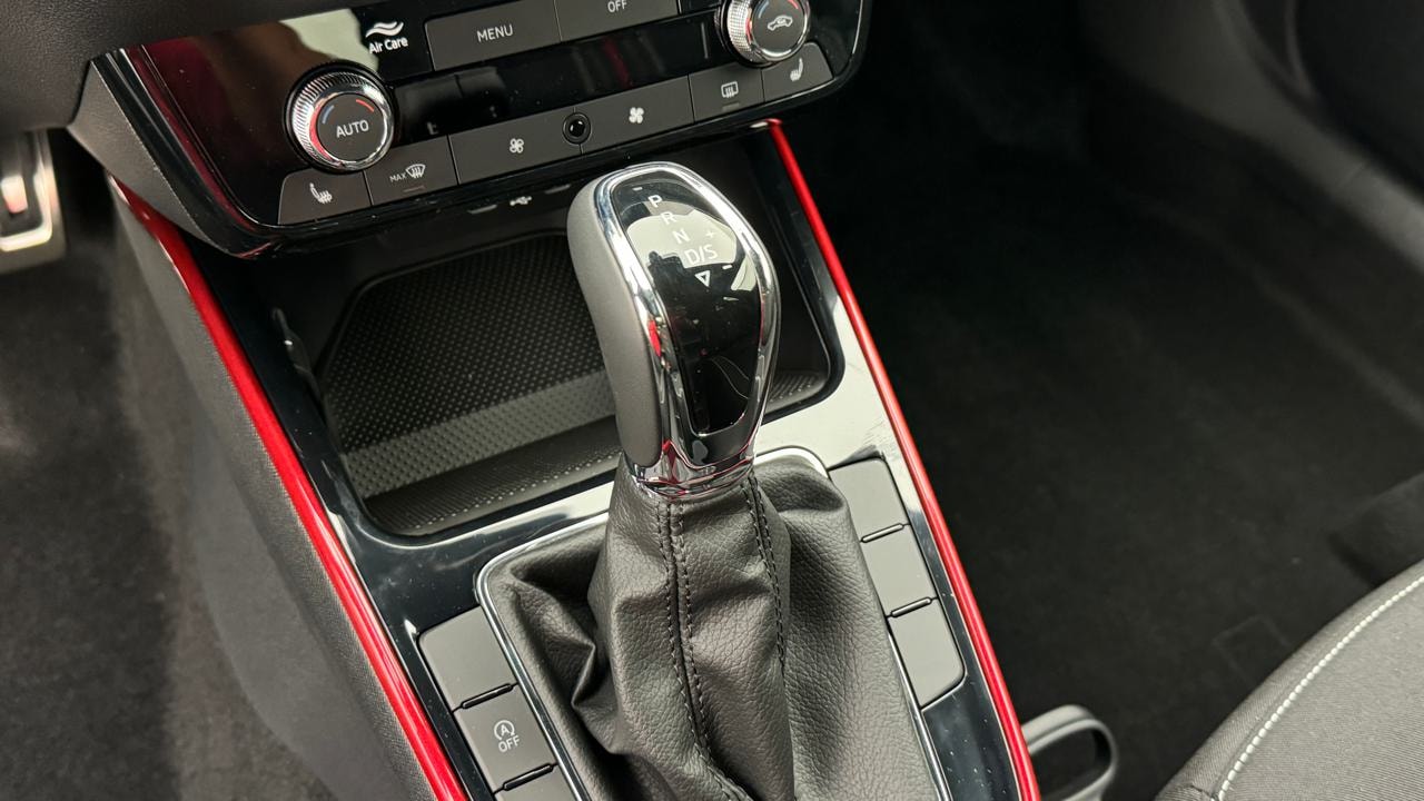 SKODA Fabia 1.5 TSI Monte Carlo DSG-image-10