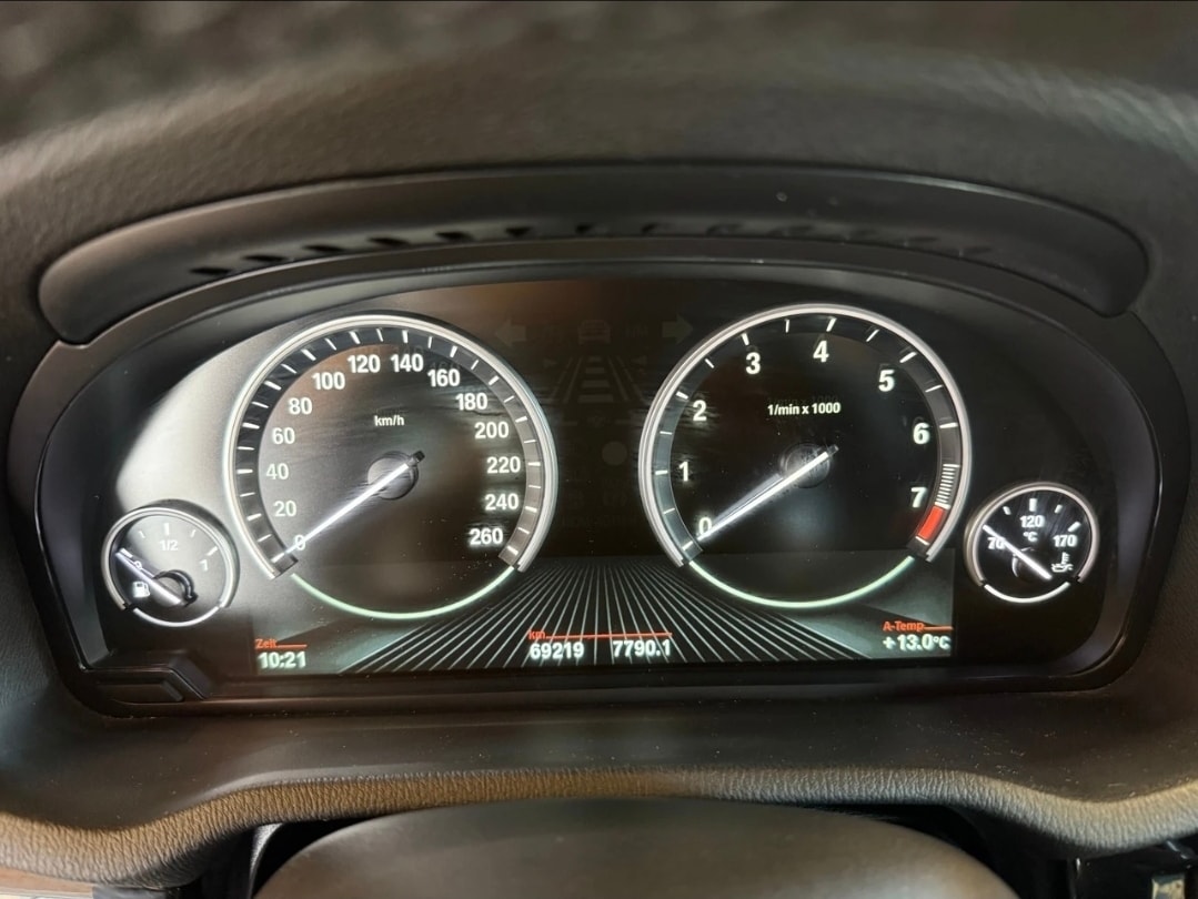 BMW X4 xDrive 35i Steptronic-image-9